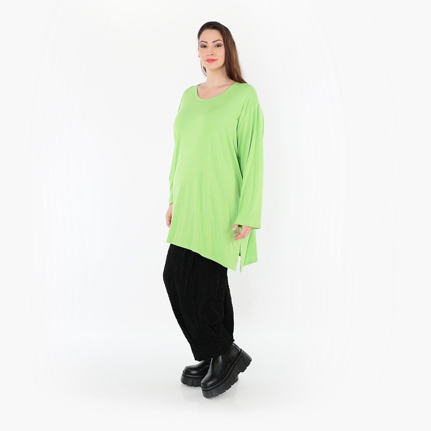 07054 "BasicLove" Tunic – Apple green