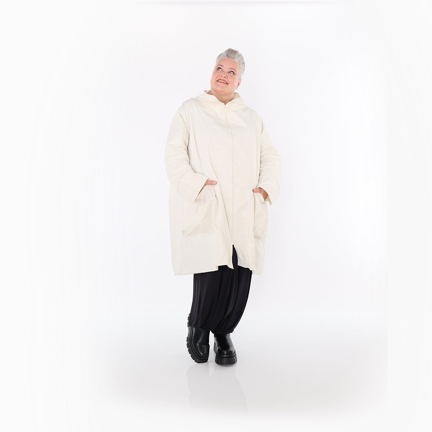 2276 "LoveEcho" Jacket - Off White