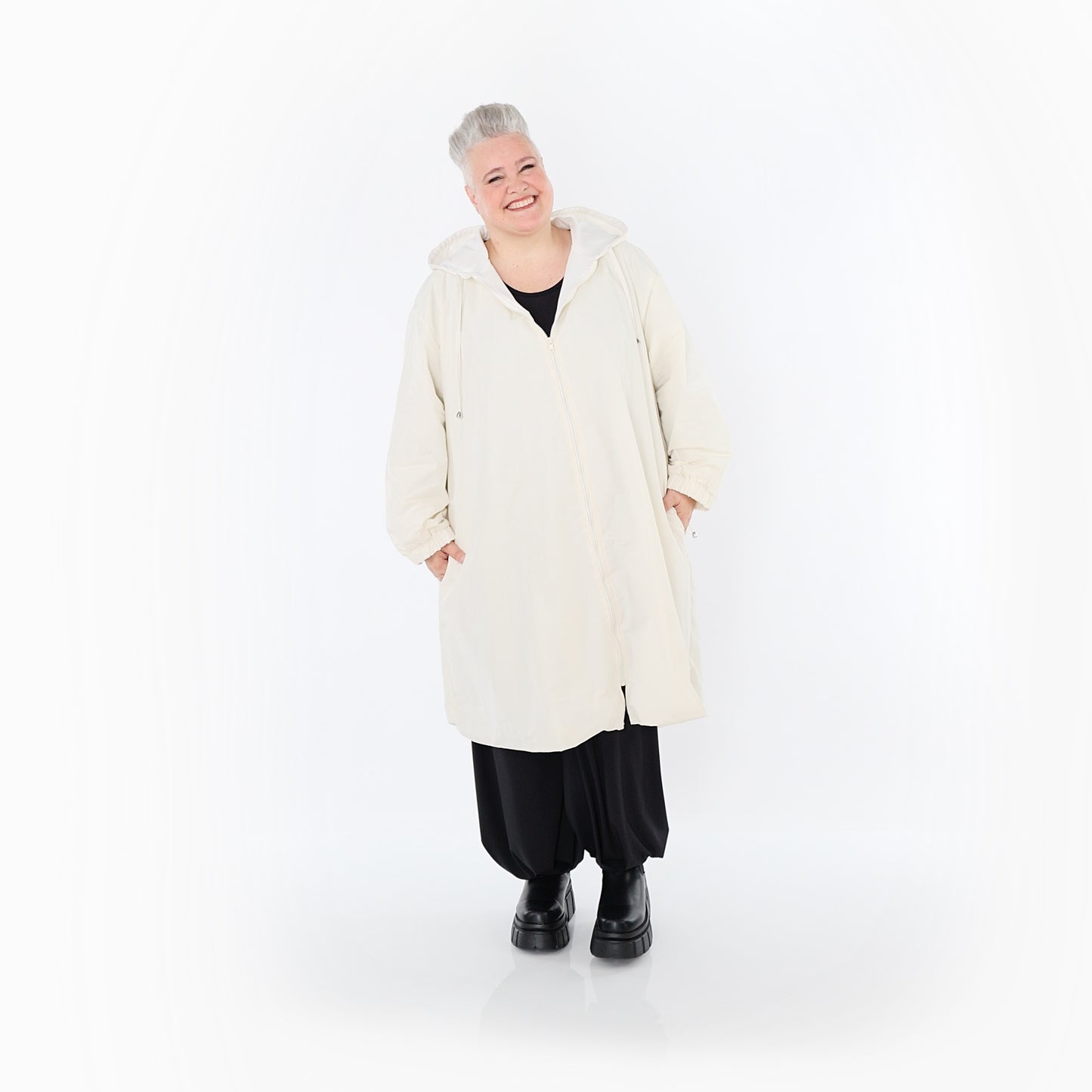 7102 "LoveEcho" Jacket - Off White