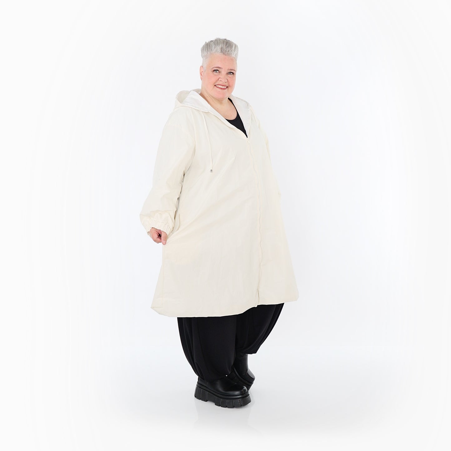 7102 "LoveEcho" Jacket - Off White