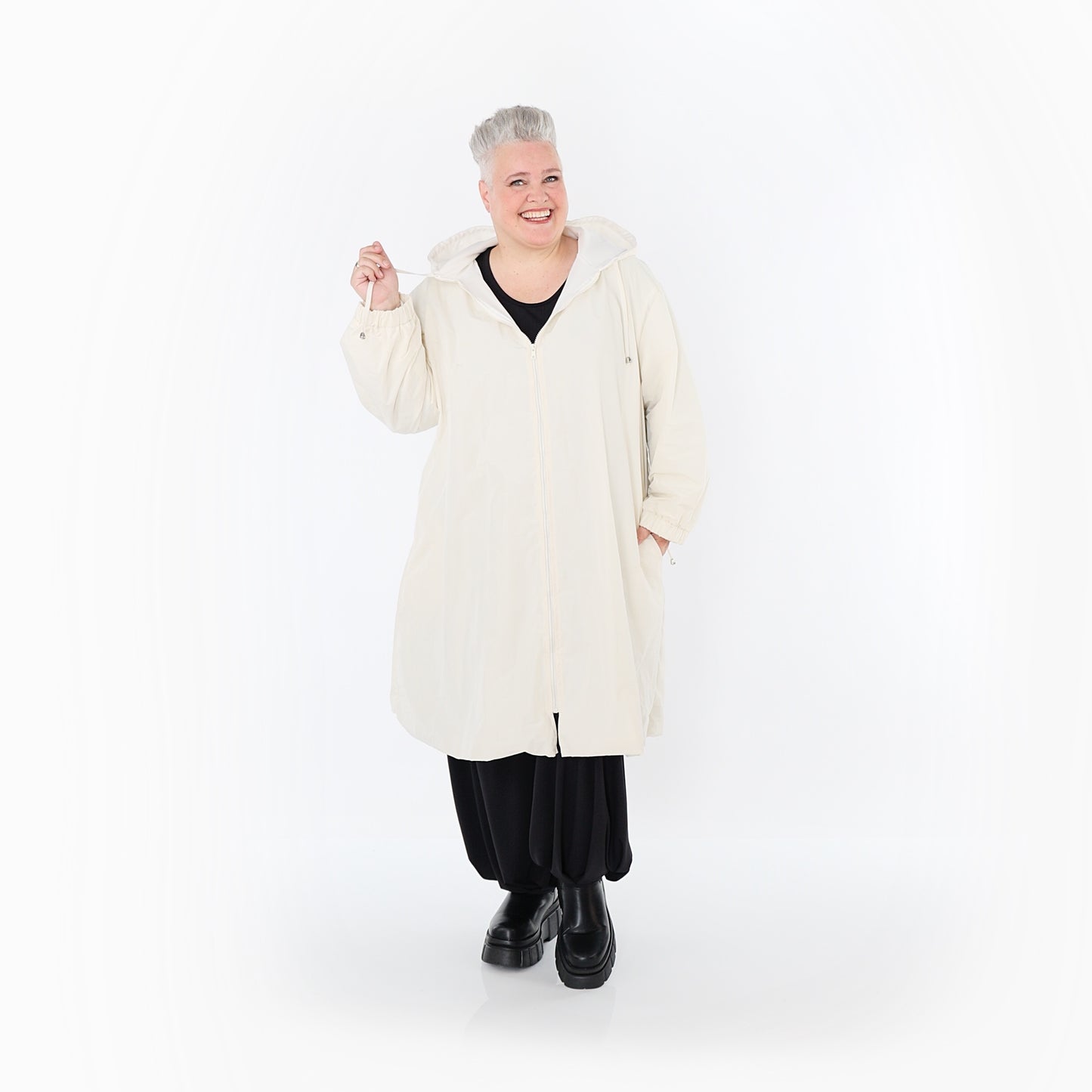 7102 "LoveEcho" Jacket - Off White