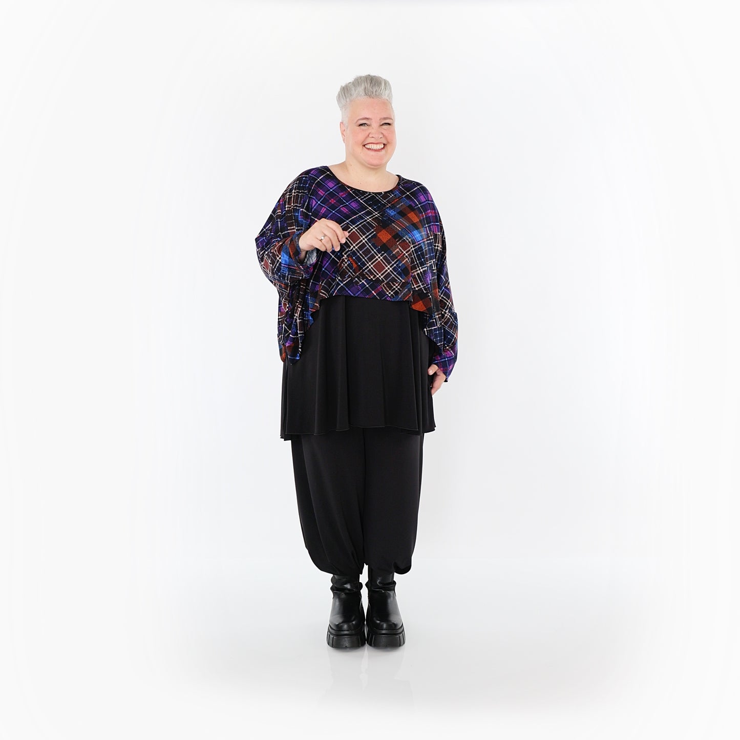 7011 "Caroline" Crop Top