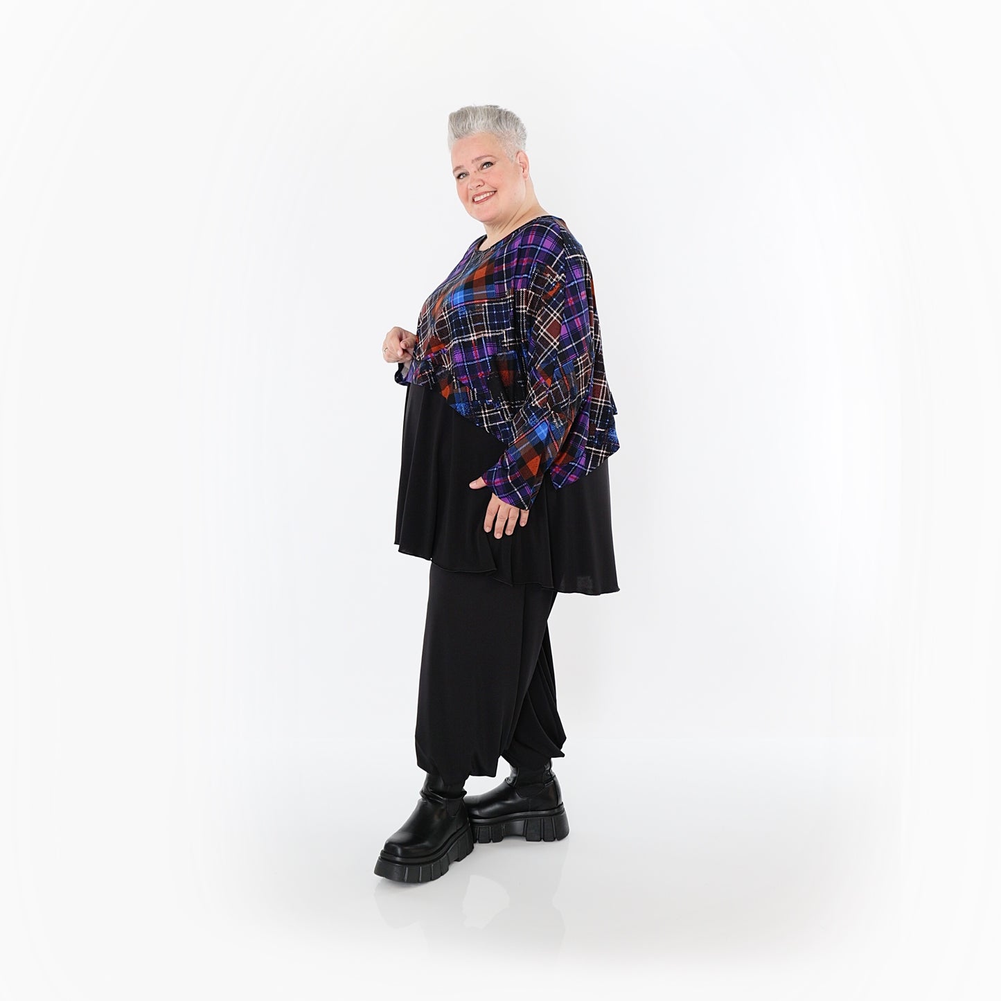 7011 "Caroline" Crop Top