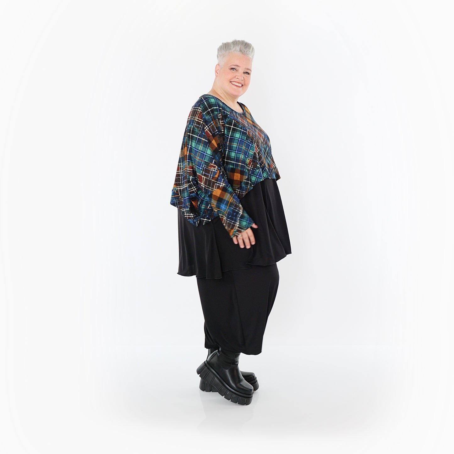 7011 "Caroline" Crop Top