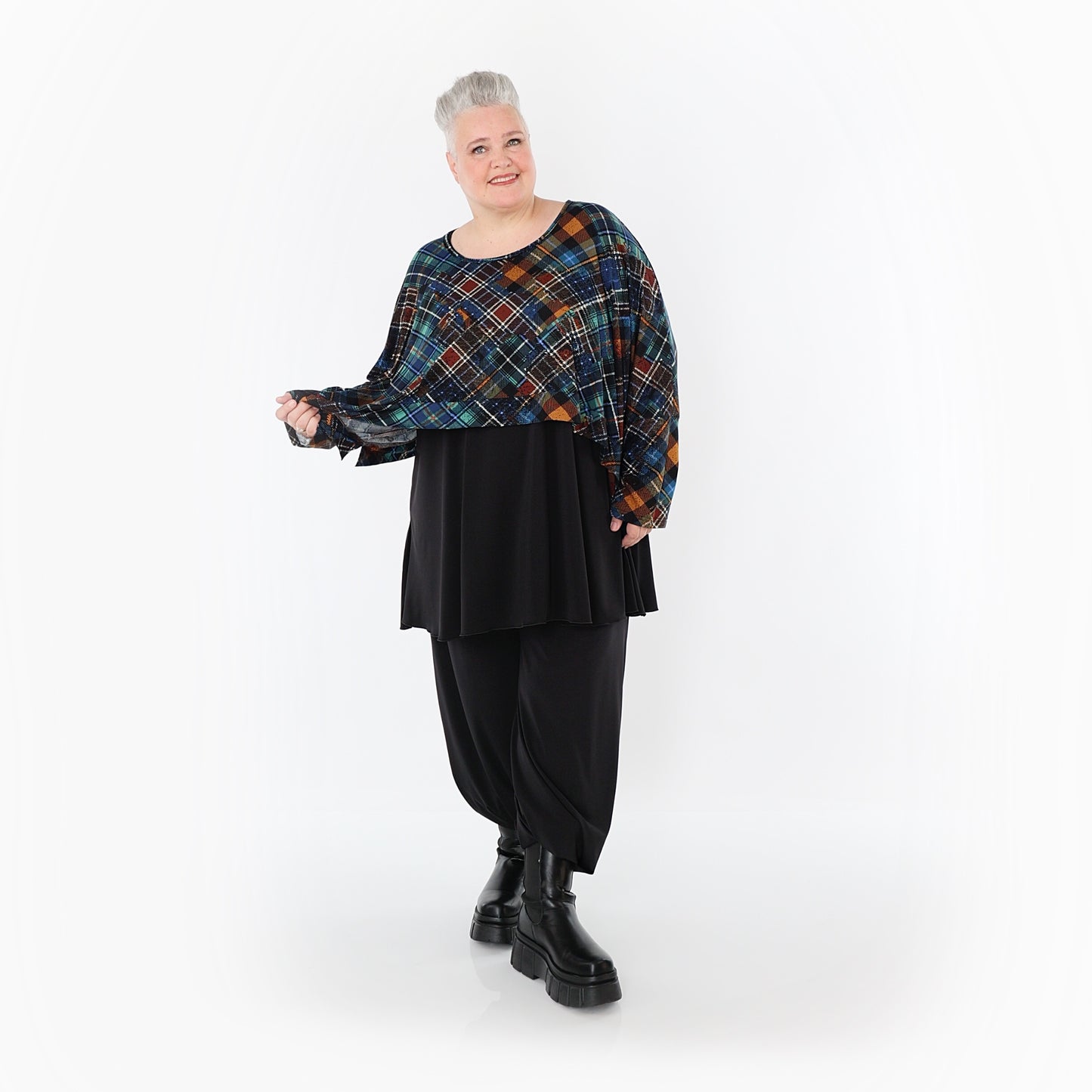 7011 "Caroline" Crop Top