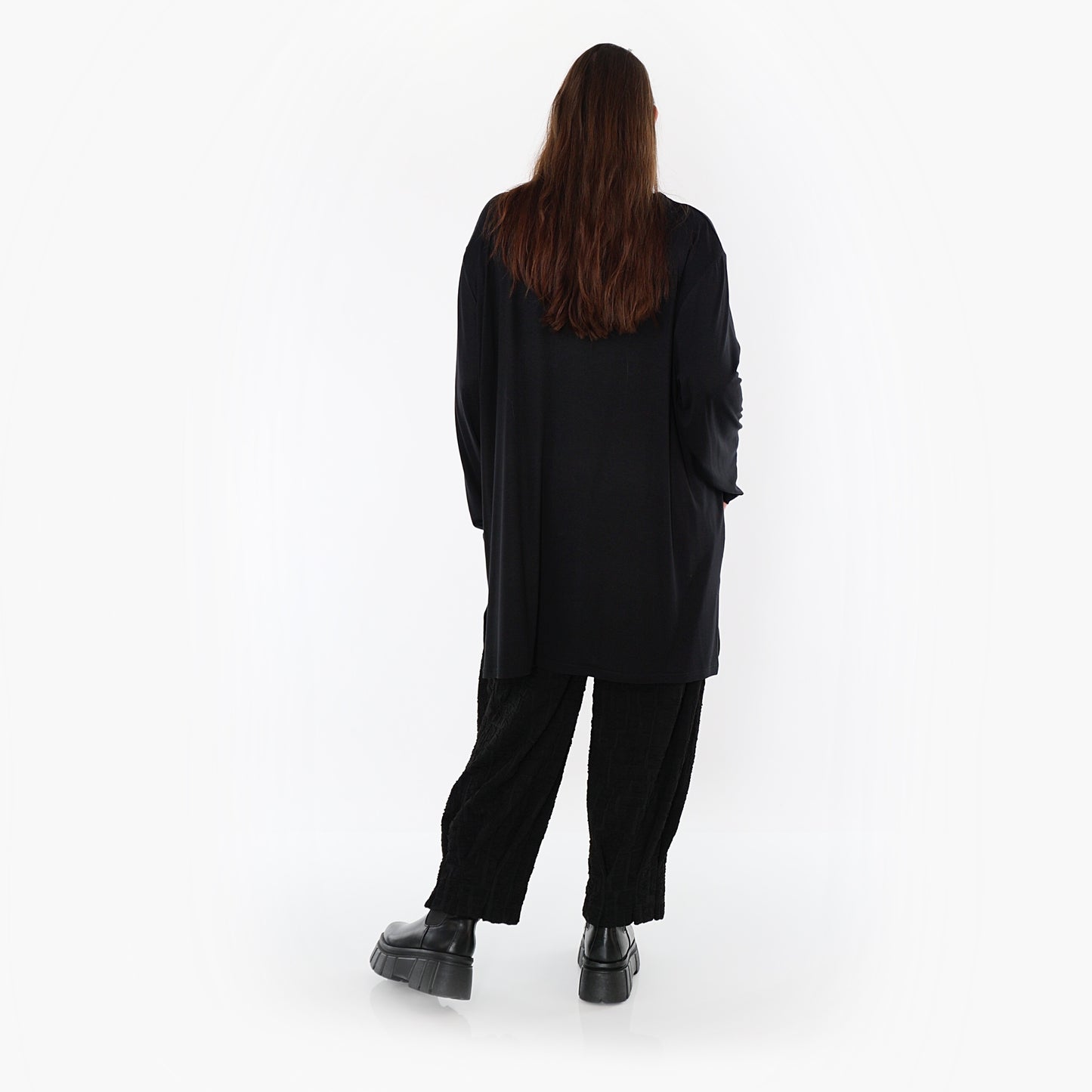 07054 "BasicLove" Tunic – Black