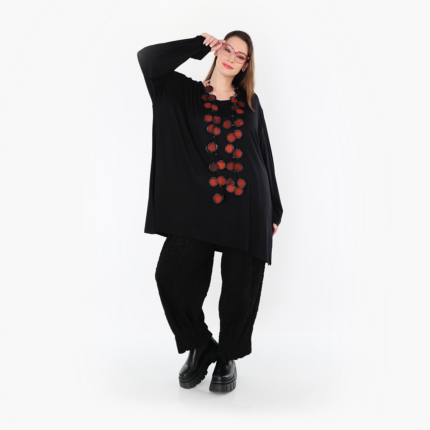 07054 "BasicLove" Tunic – Black