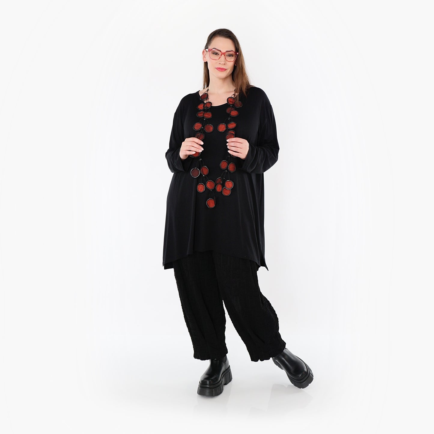 07054 "BasicLove" Tunic – Black