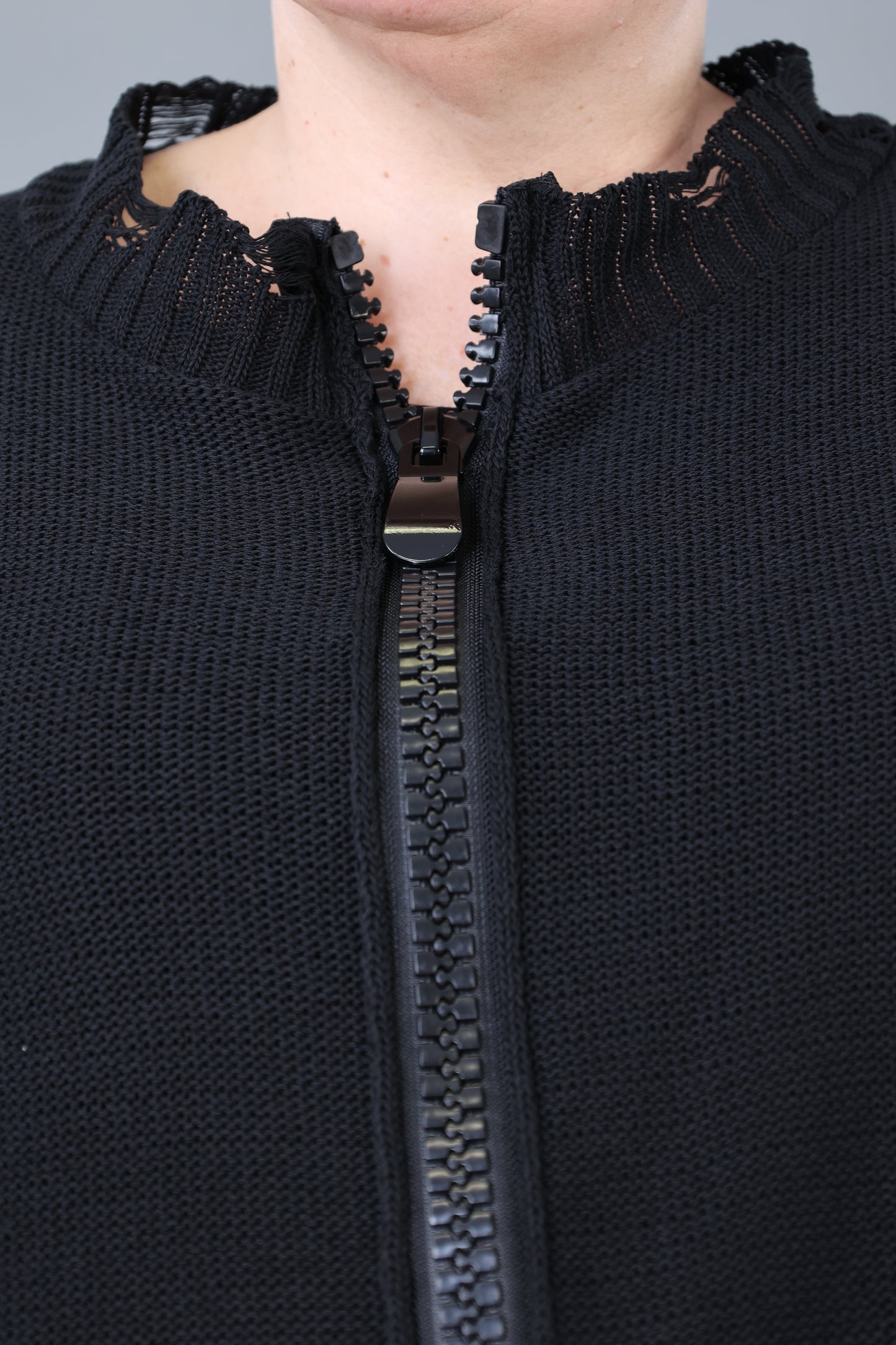 2519 "Bella" 100% Cotton - Drop Hem Big Zip Jacket