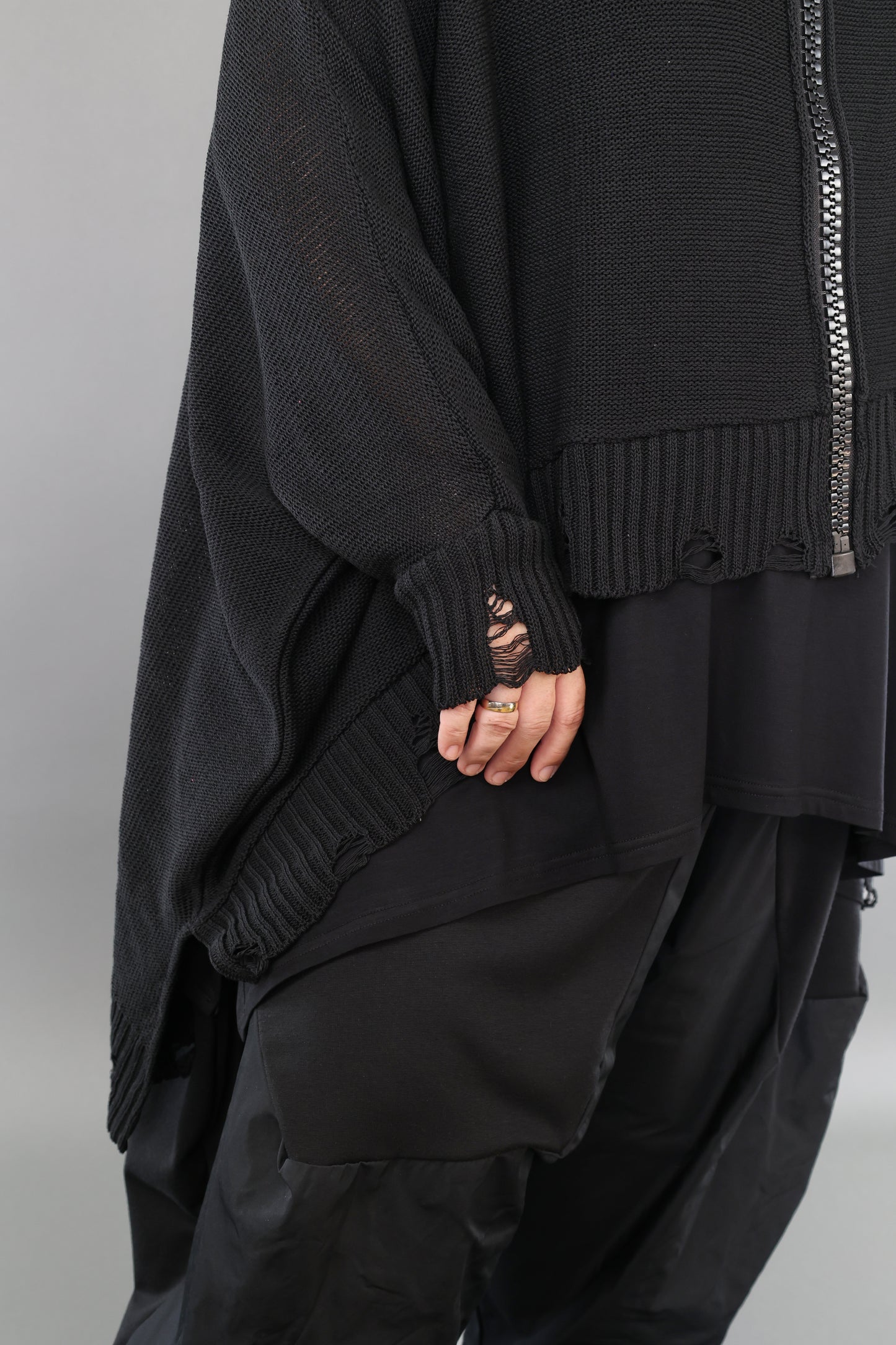 2519 "Bella" 100% Cotton - Drop Hem Big Zip Jacket