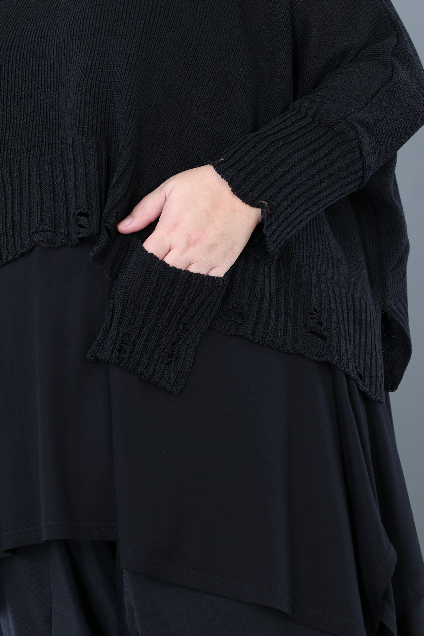 2520 "Bella" 100% Cotton - Distressed Overthrow