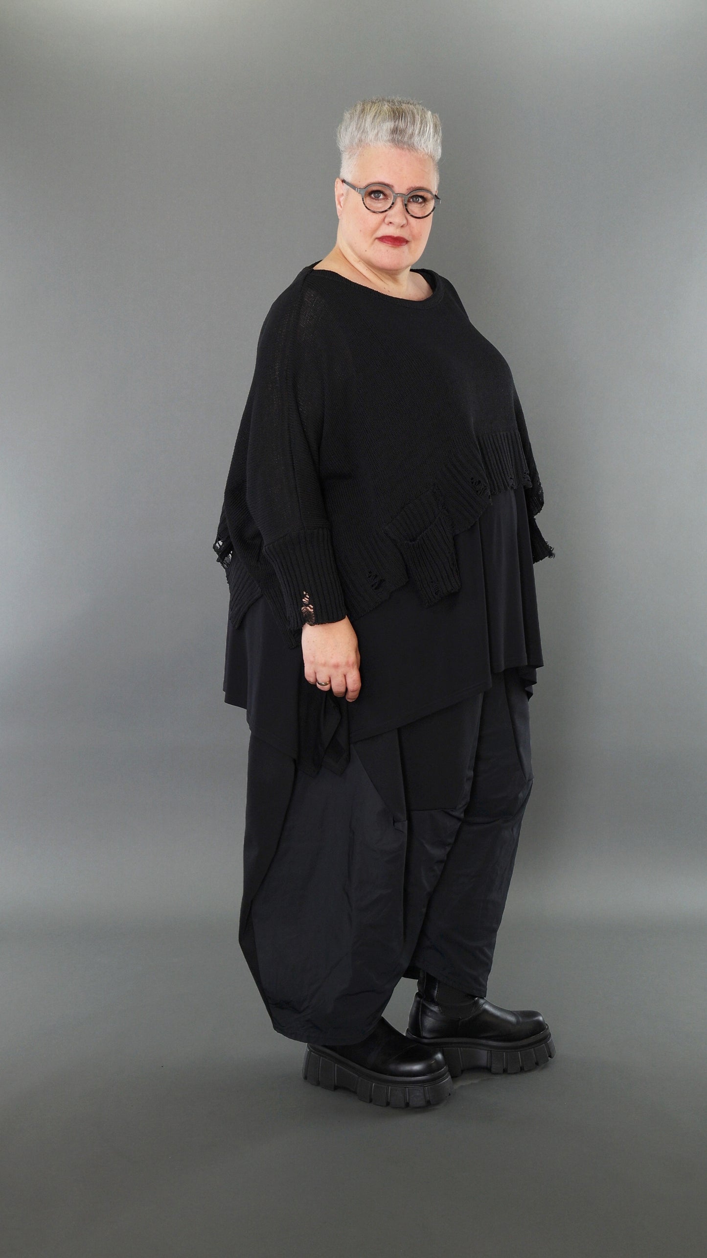 2520 "Bella" 100% Cotton - Distressed Overthrow