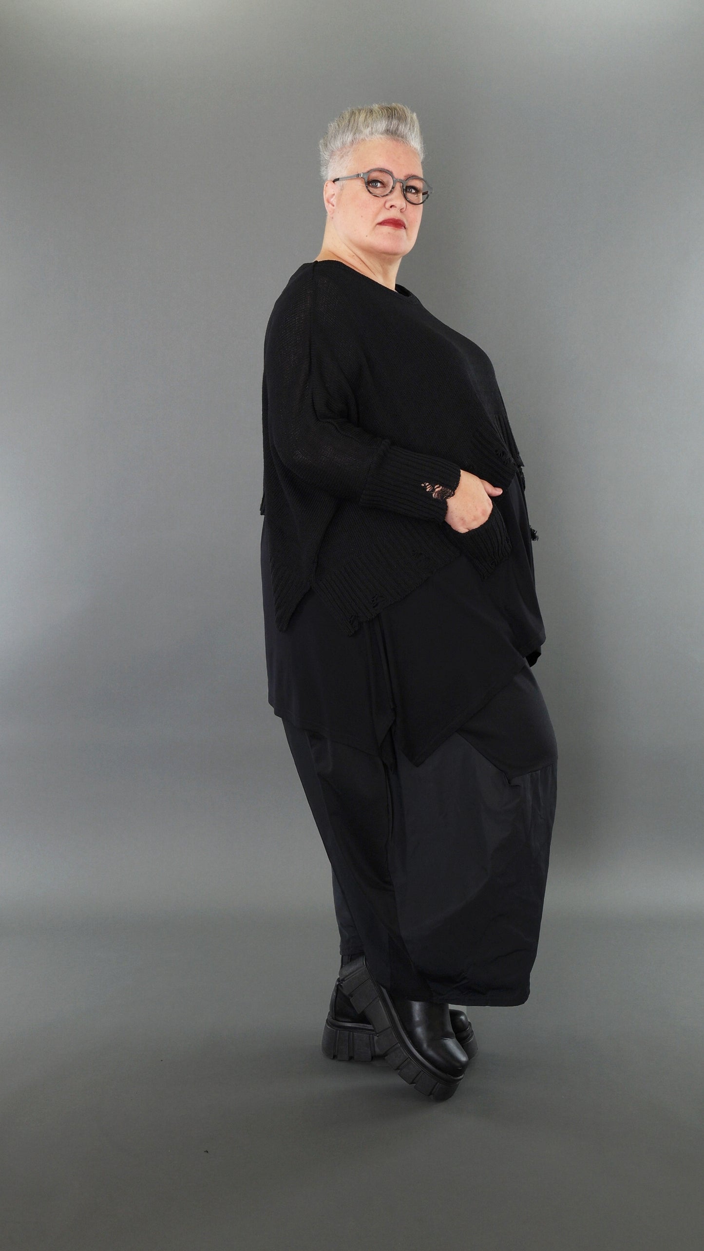 2520 "Bella" 100% Cotton - Distressed Overthrow