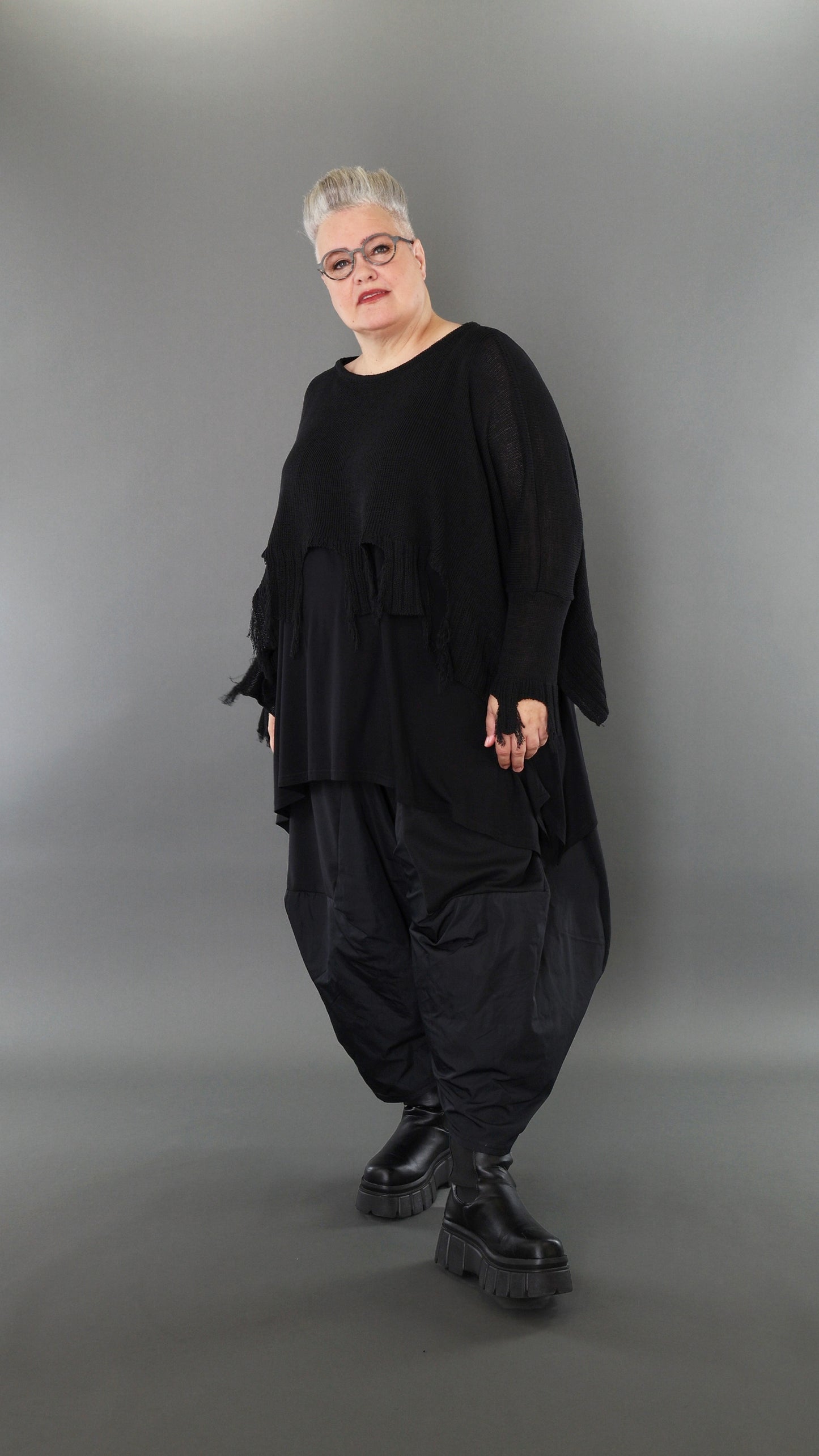 2528 "Bella" 100% Cotton - Distressed Cut-Off Overthrow