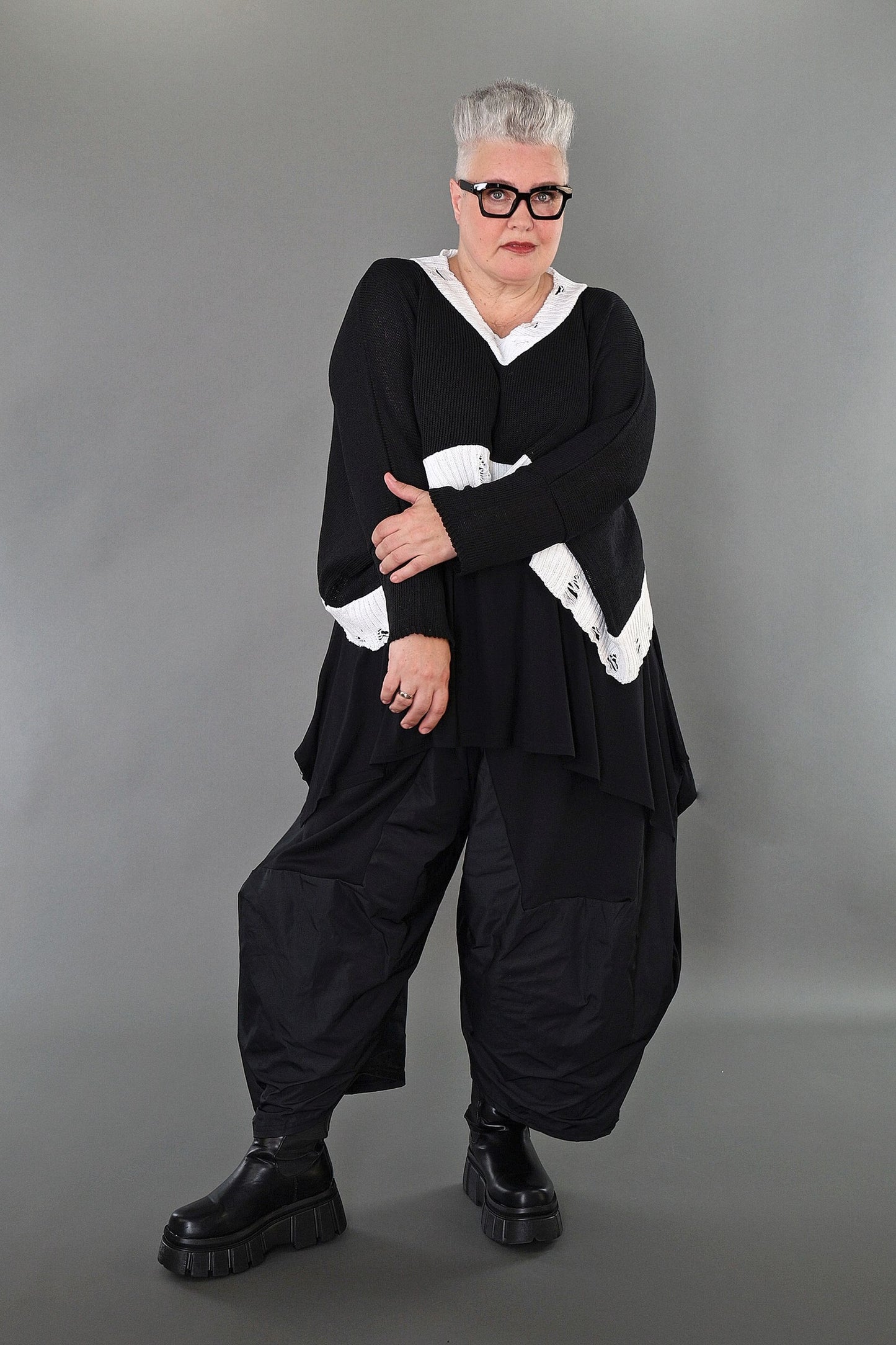 2532 "Nuvella" 110% Cut-Off Cotton Knitted Jumper