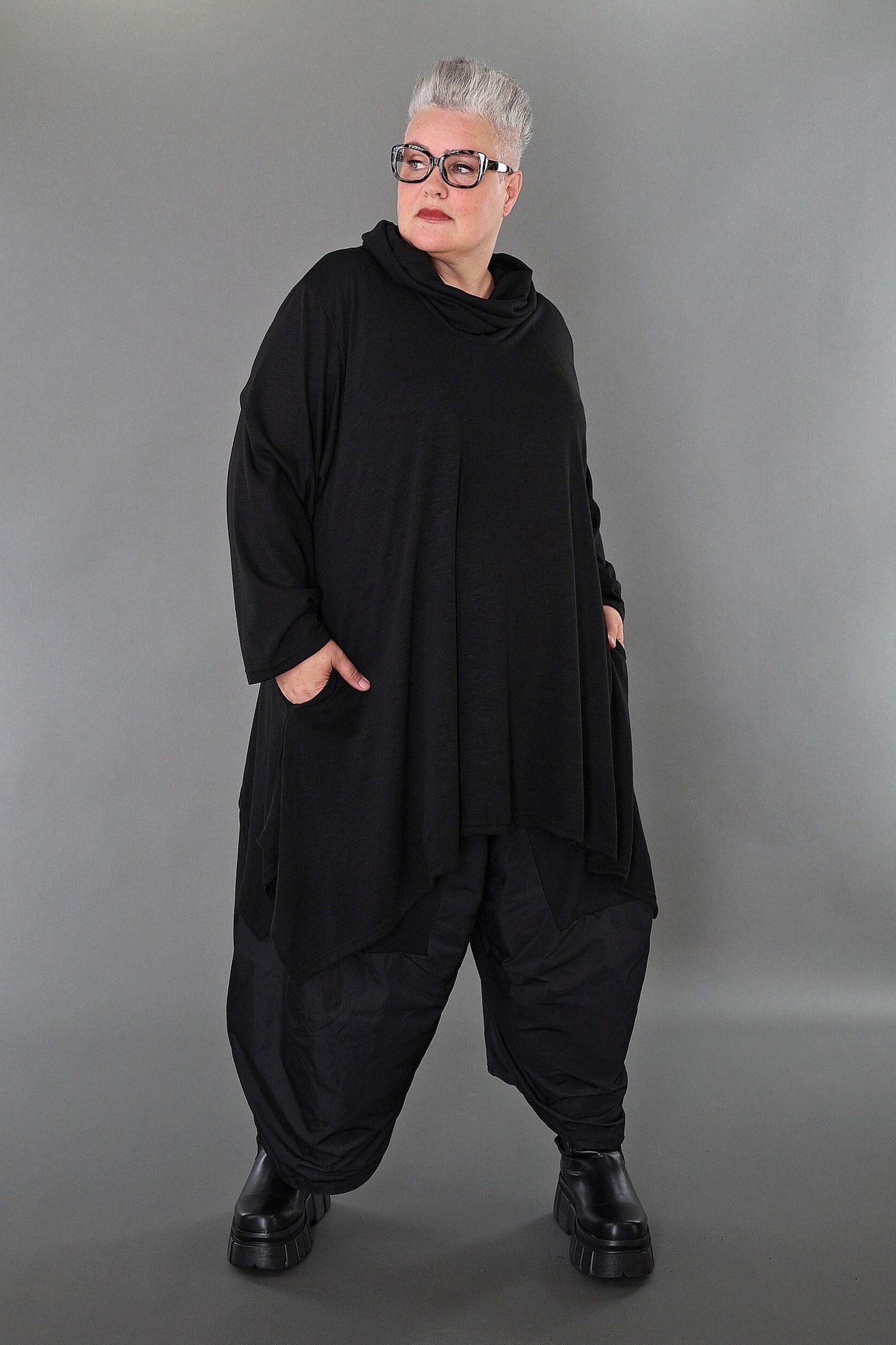 3371 "Celine" Turtleneck Jumper - Black