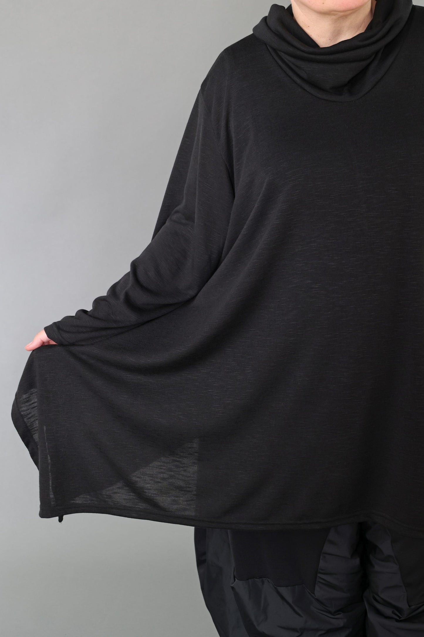 3371 "Celine" Turtleneck Jumper - Black