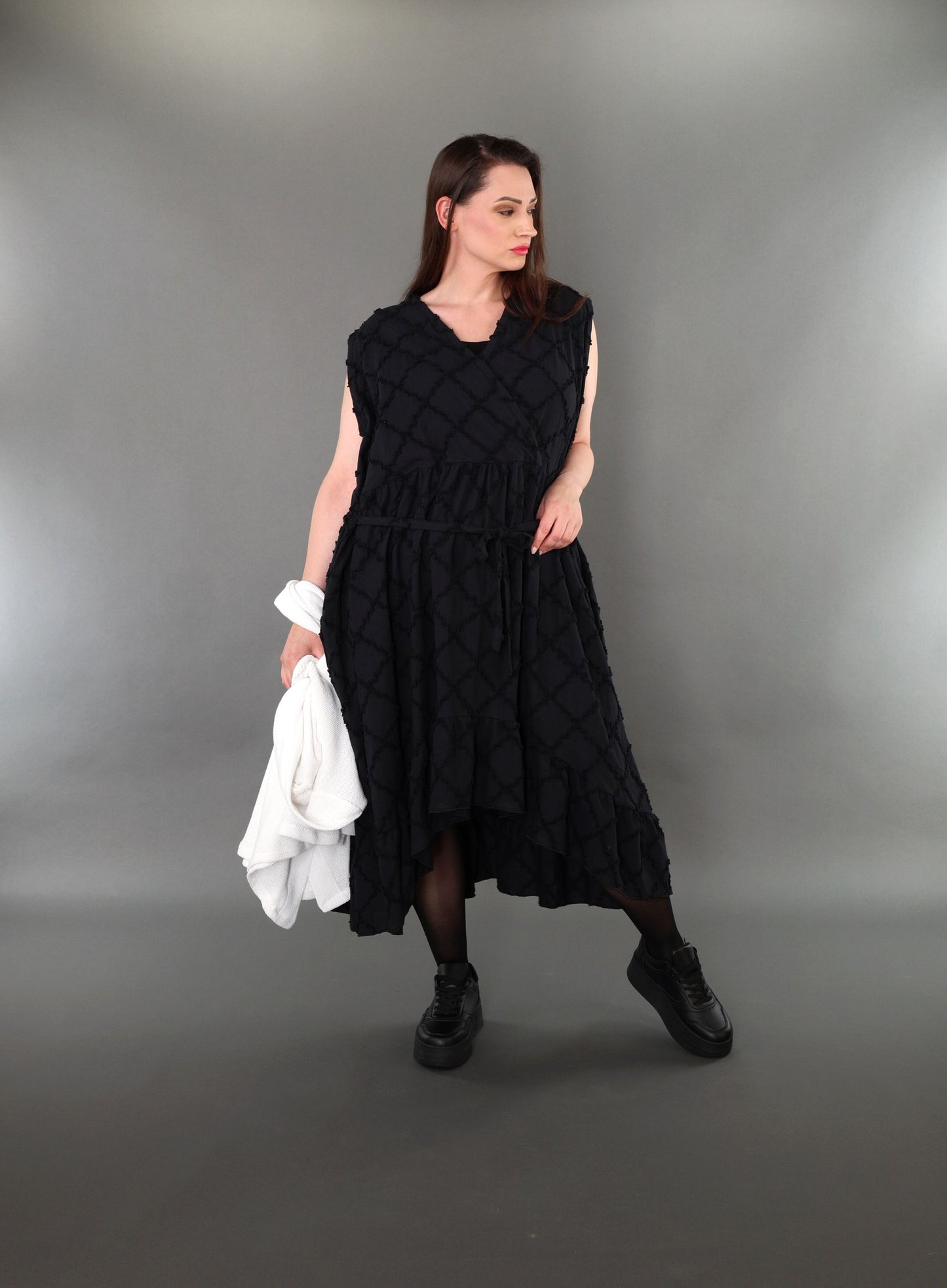 7115 "Brezza" A-Shape Sleeveless Dress