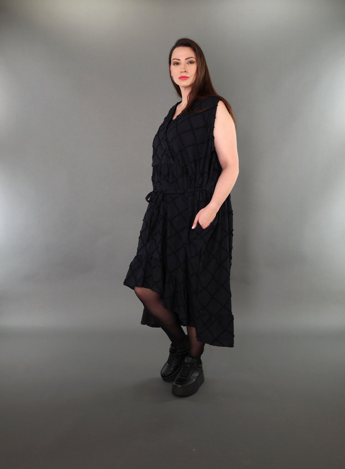 7115 "Brezza" A-Shape Sleeveless Dress