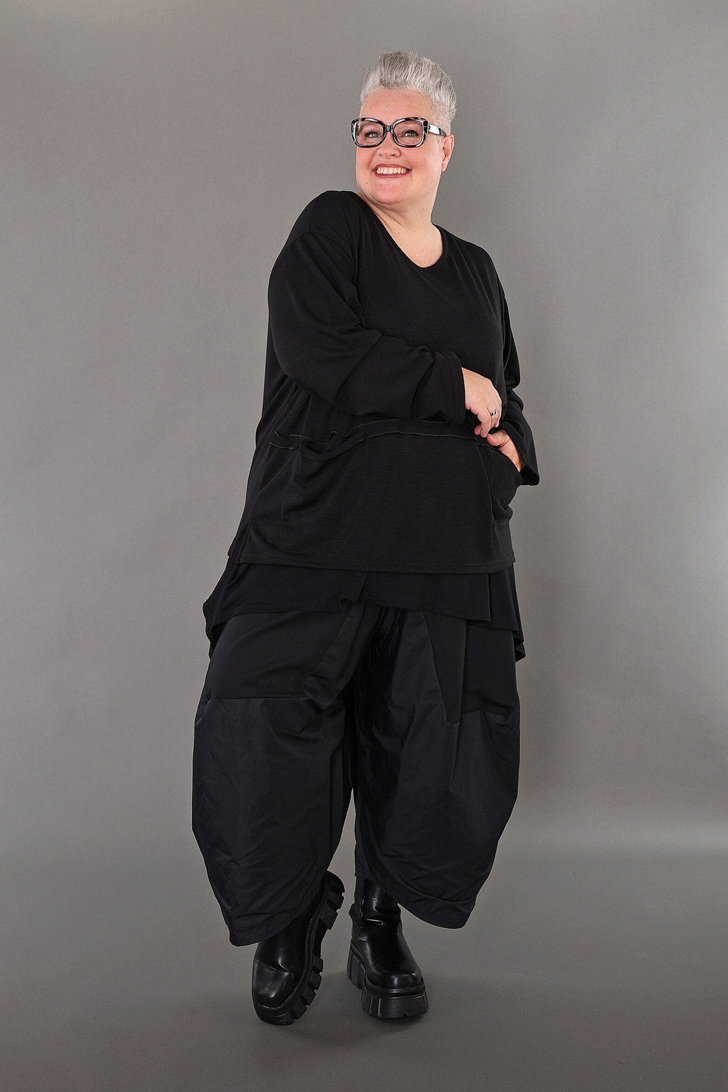 7130 "Celine" Top - Black