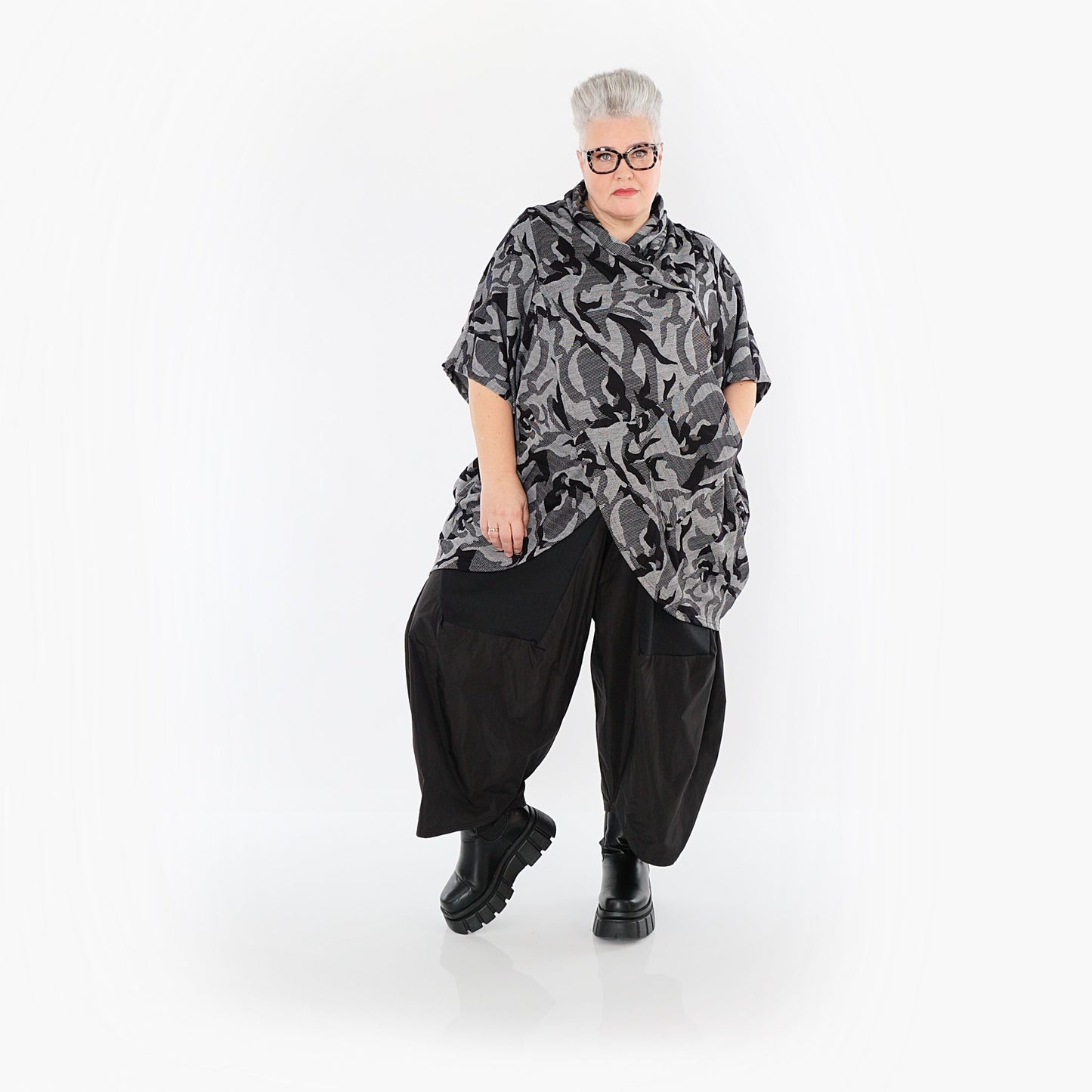 Akh 1012 7141 Overthow Grey Black 5