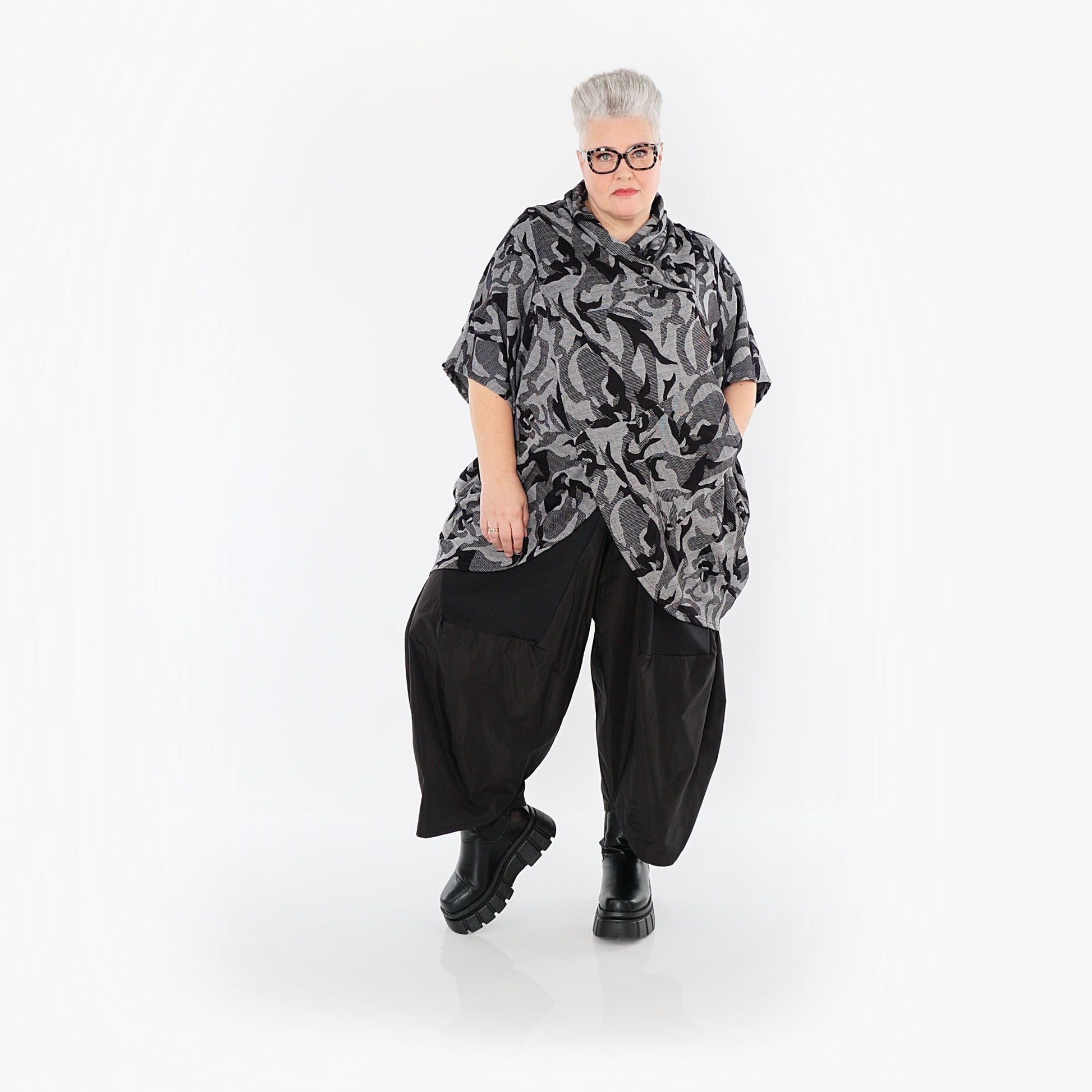 Akh 1012 7141 Overthow Grey Black 5