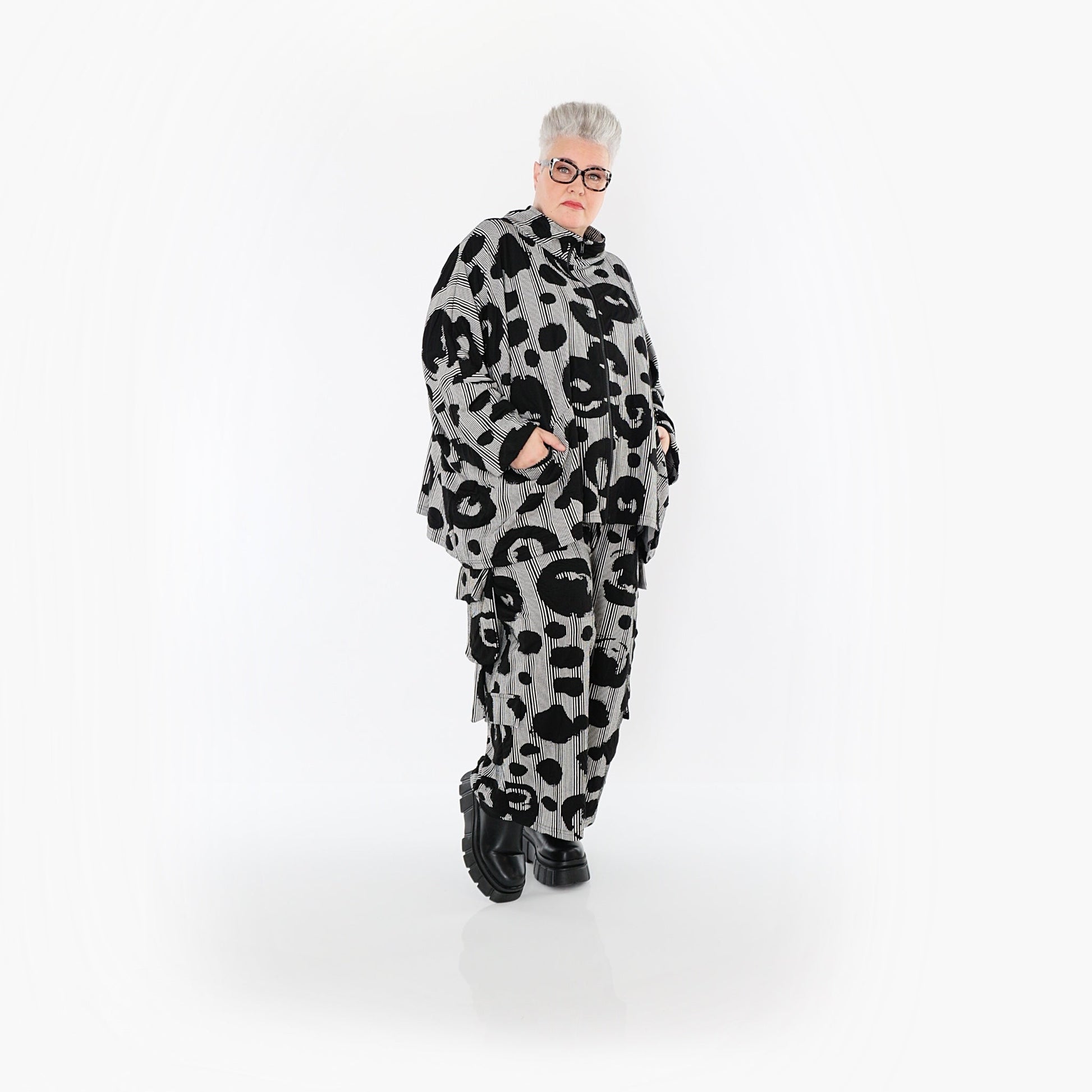 Akh 1013 7104 Jacket Black White