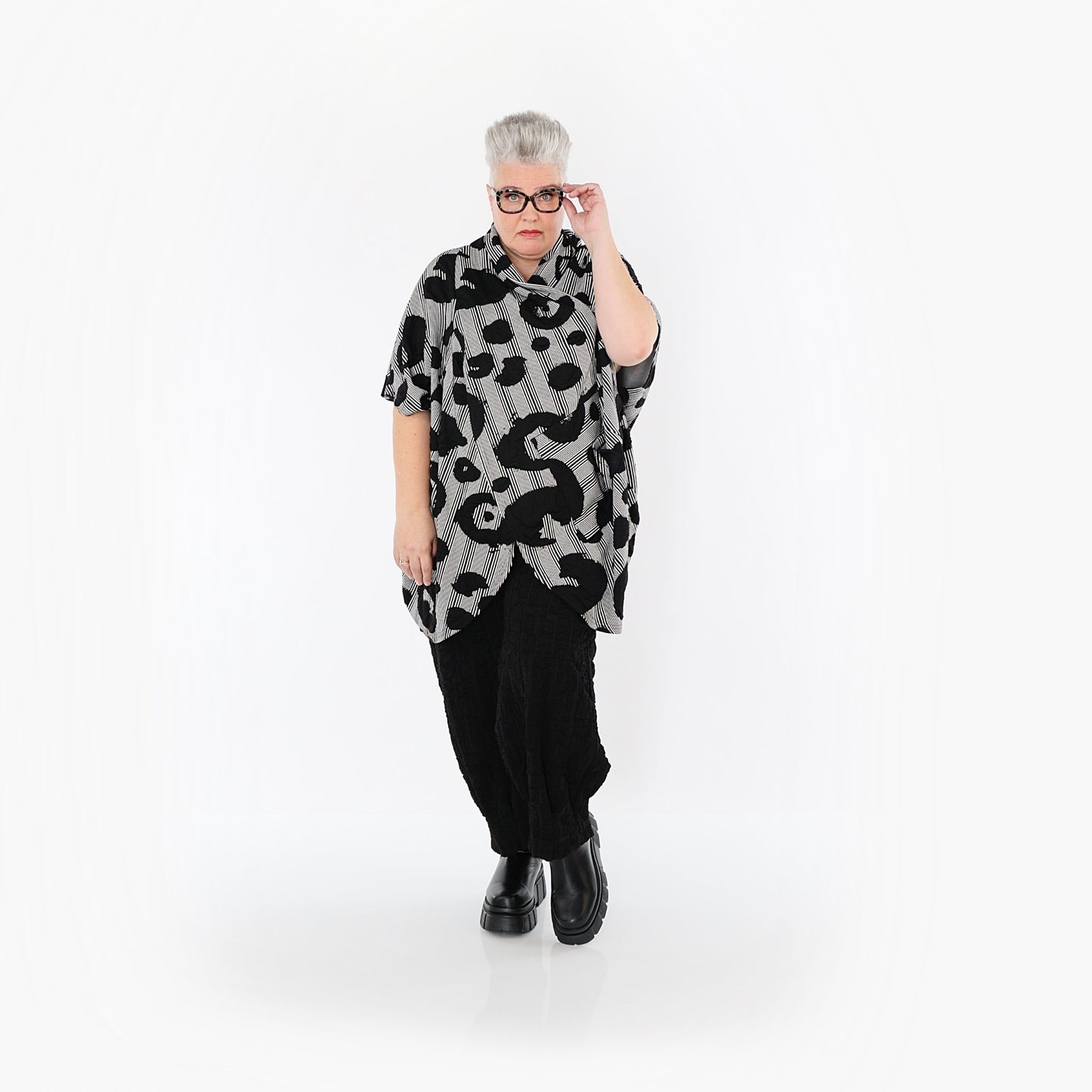 Akh 1013 7141 Overthow Black White 9