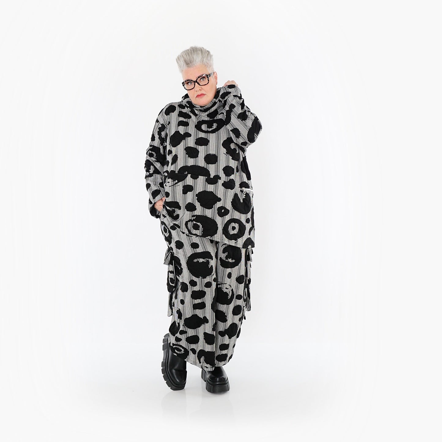 Akh 1013 7142 Shirt Black White 11