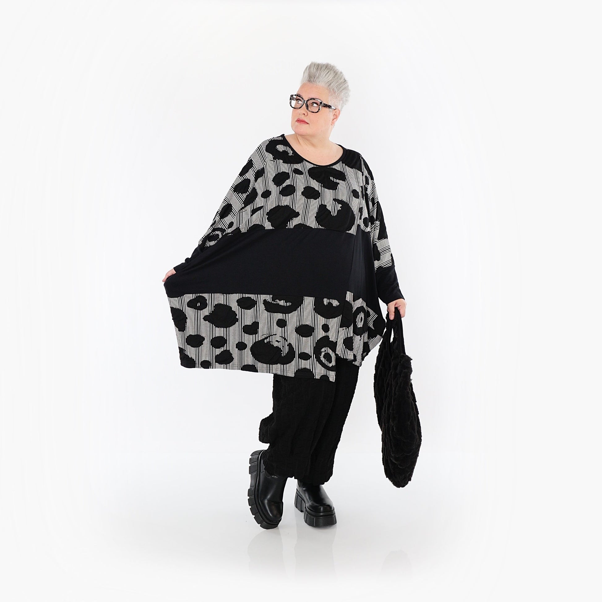 Akh 1013 7143 Shirt Black White 11