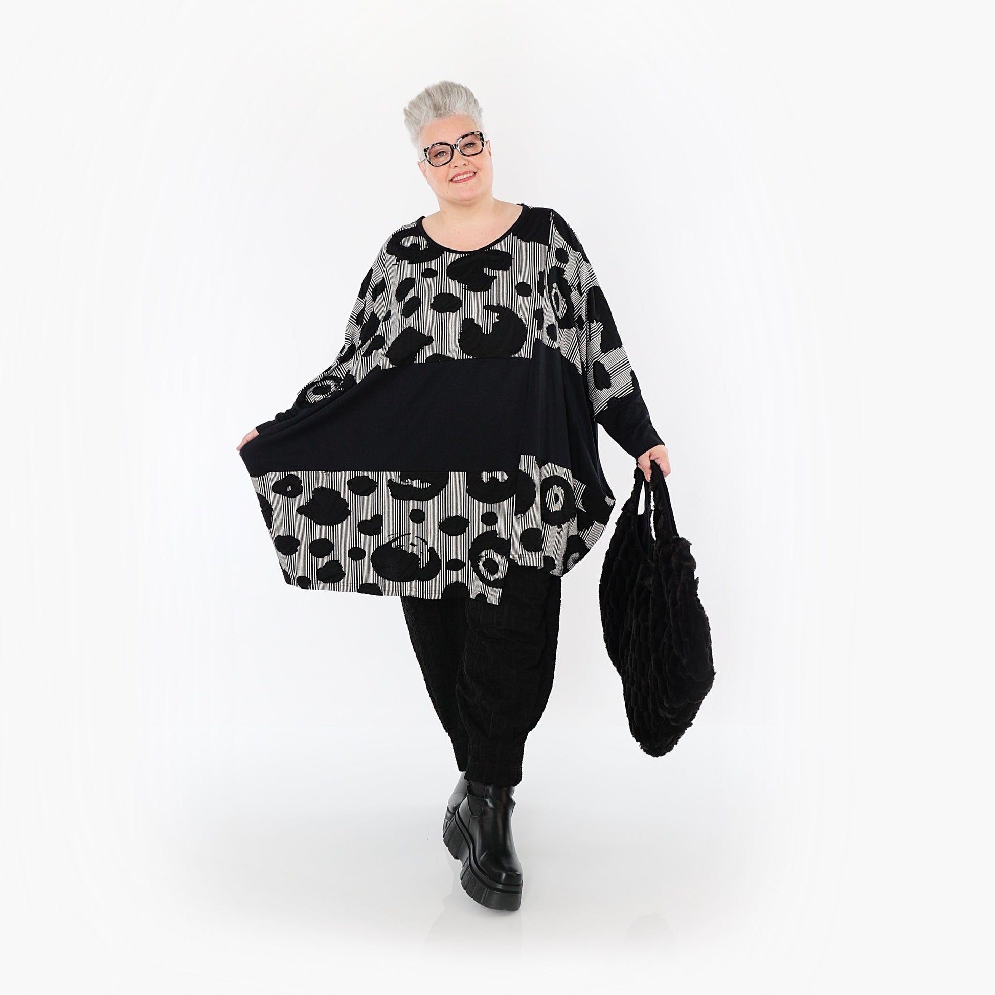 Akh 1013 7143 Shirt Black White 2