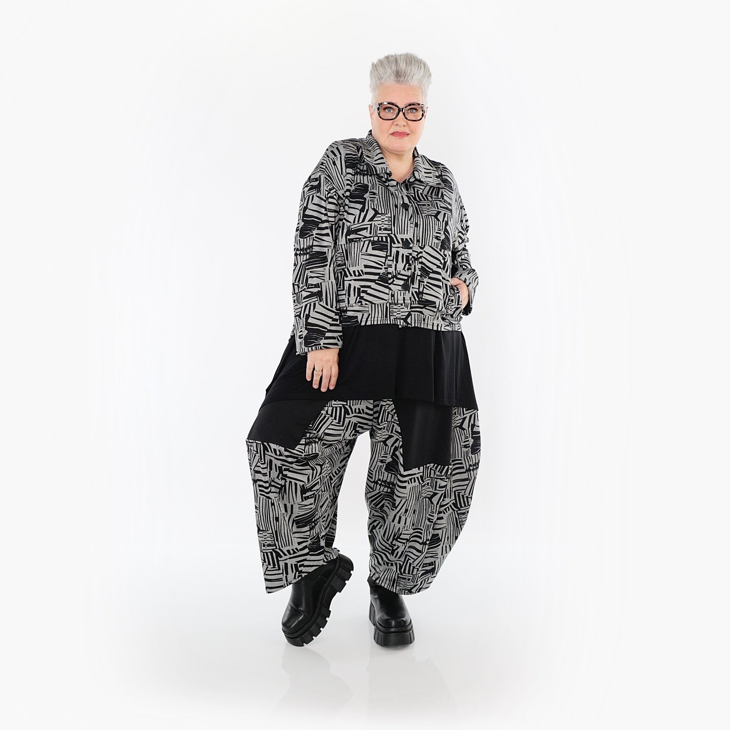 Akh 1014 6883 Trousers Black Grey 2