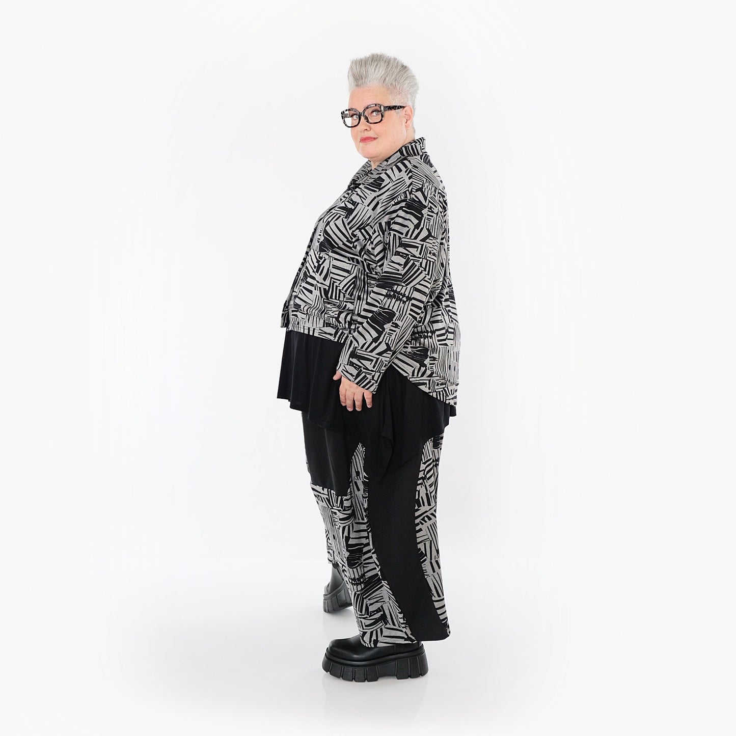 Akh 1014 6883 Trousers Black Grey 8