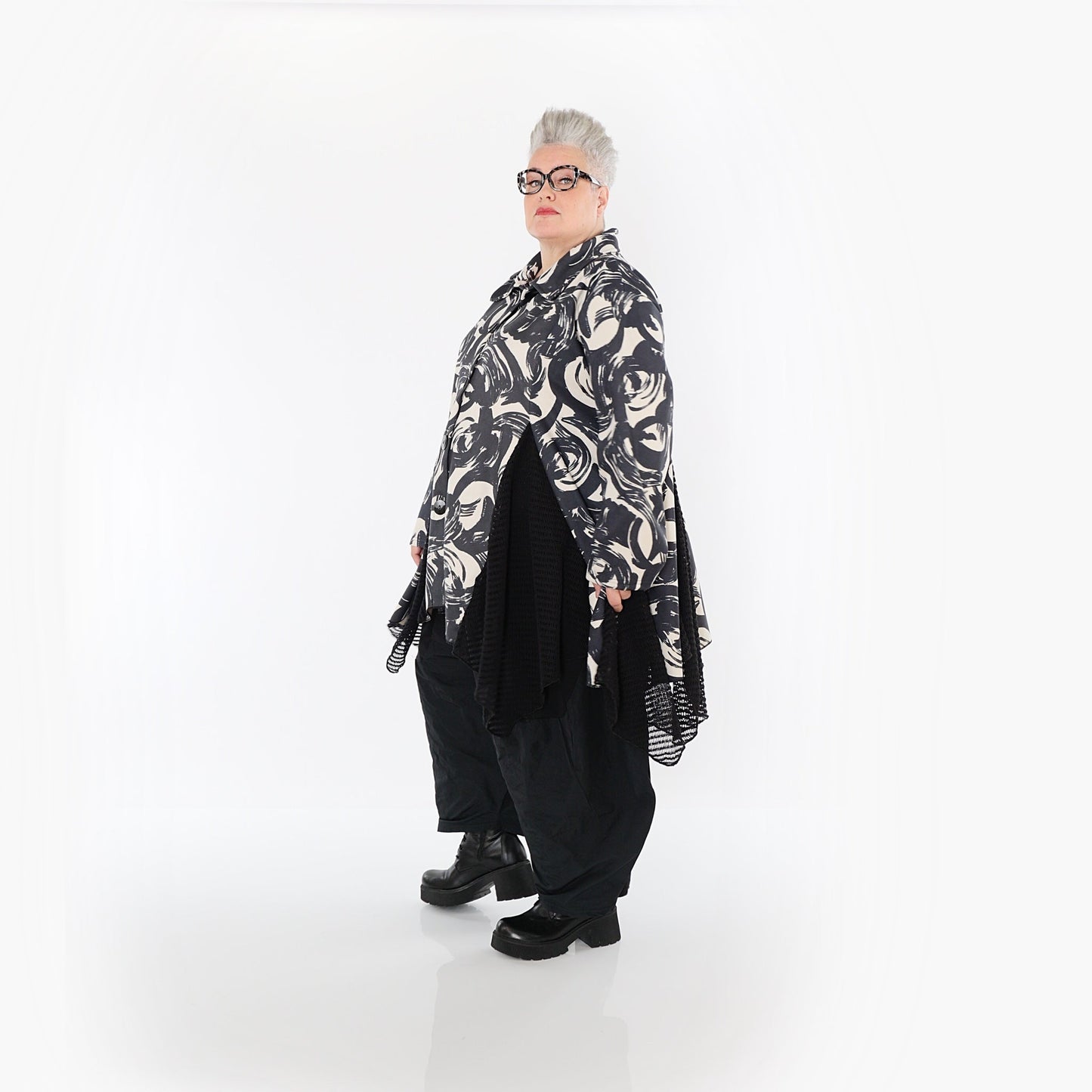 Akh 1016 7148 Jacket Ecru Black 7