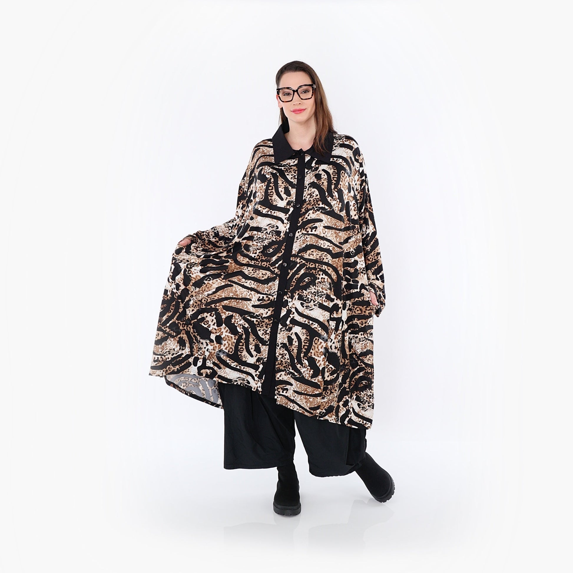 07131 "Cassandra" Blouse – Black