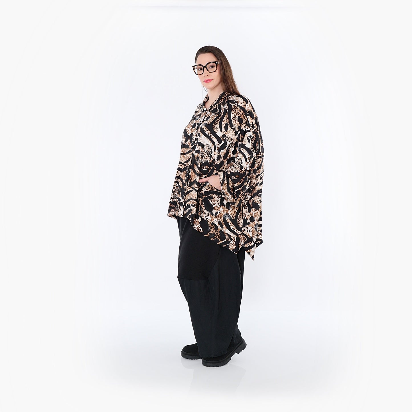 07132 "Cassandra" Blouse – Black