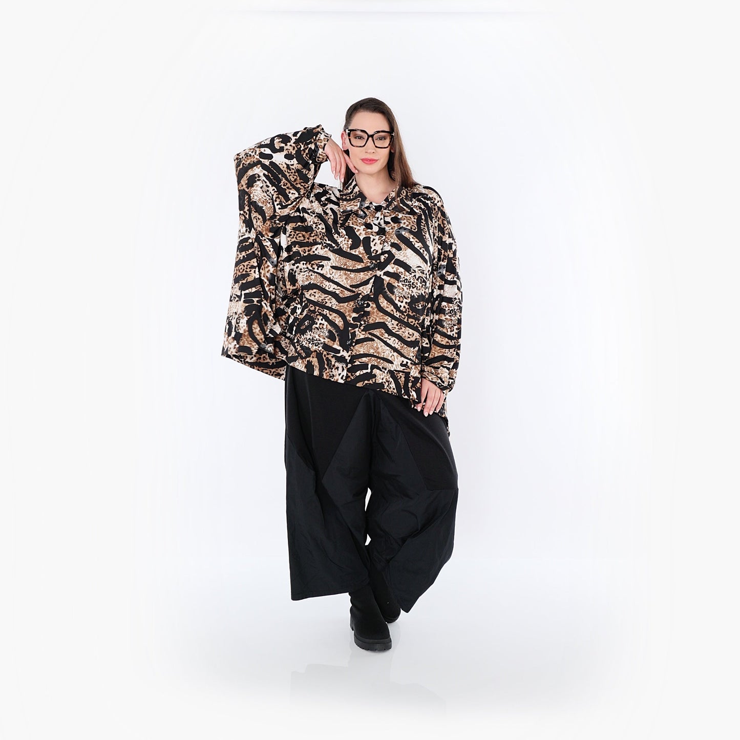 07132 "Cassandra" Blouse – Black