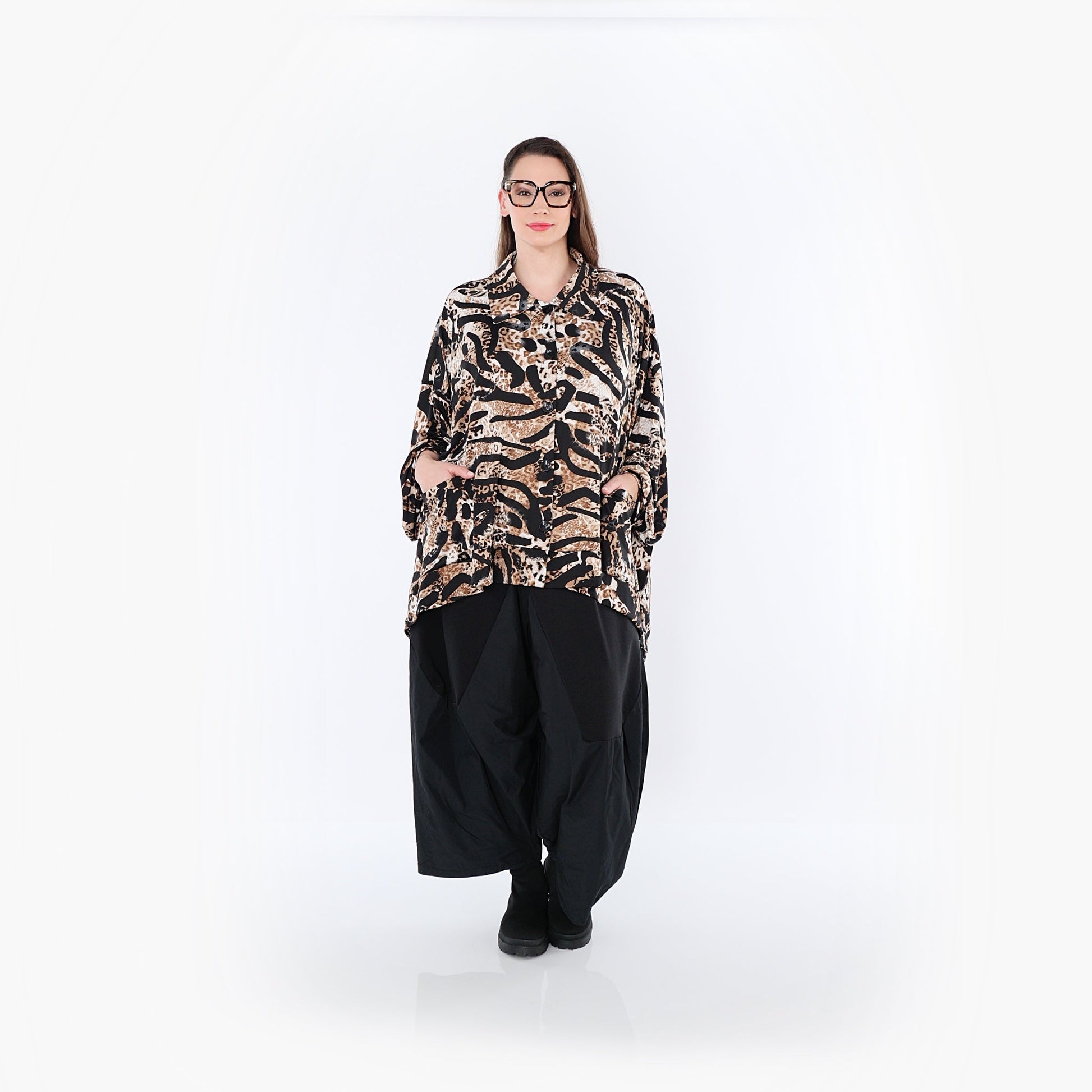 07132 "Cassandra" Blouse – Black