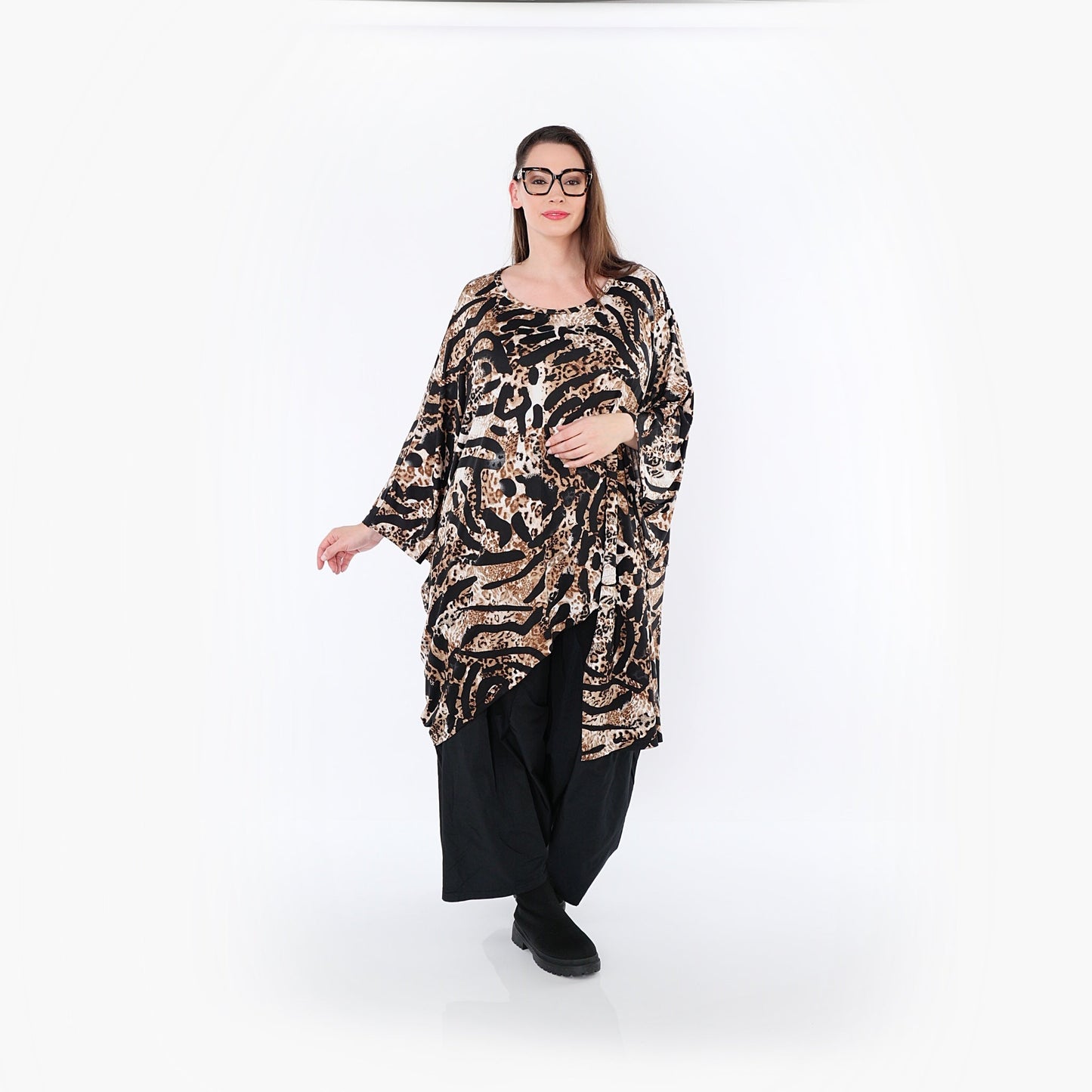 07133 "Cassandra" Shirt – Black