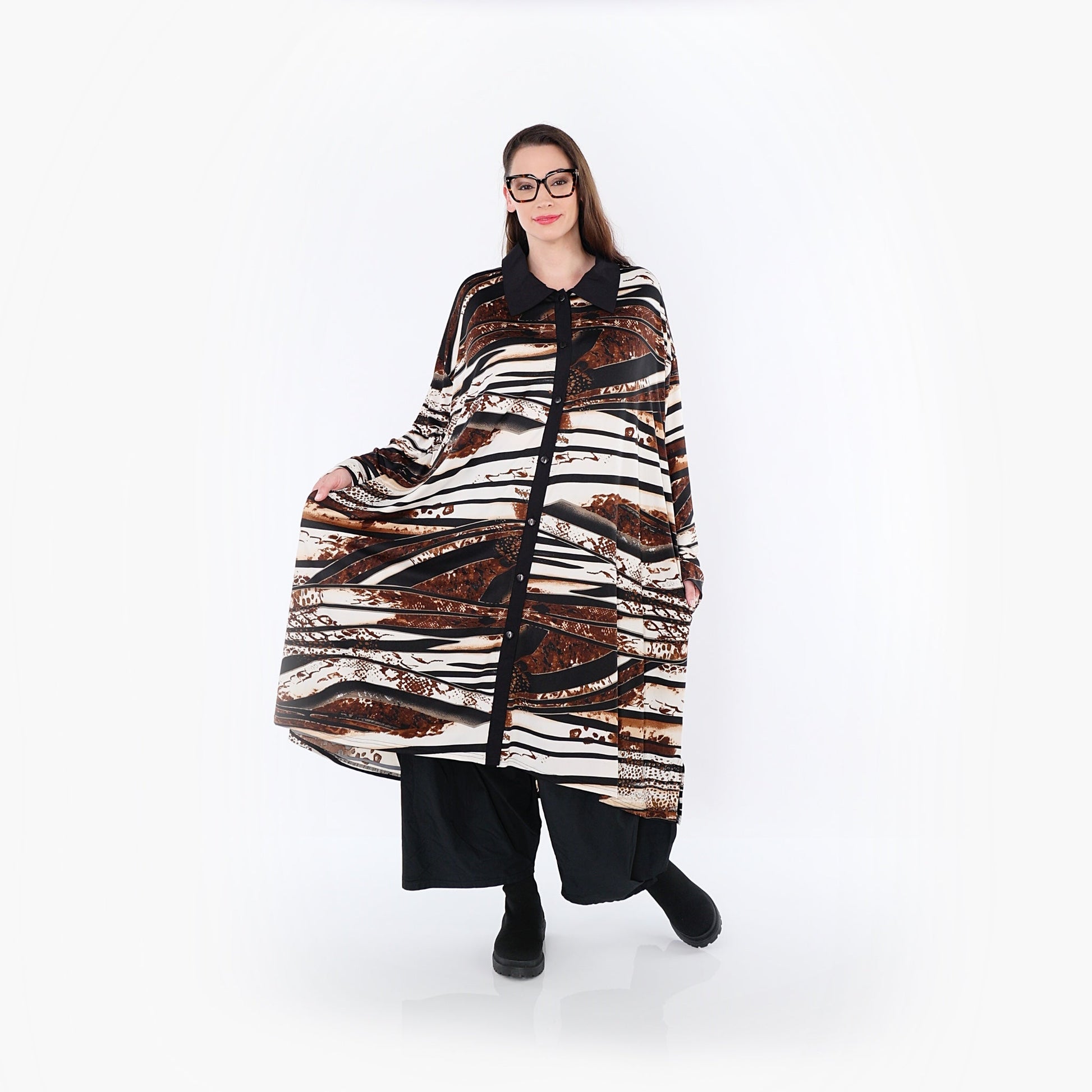 07131 "Delilah" Blouse – Black