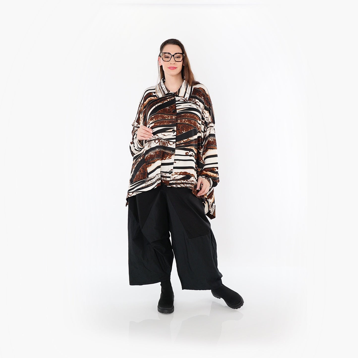 07132 "Delilah" Blouse – Black