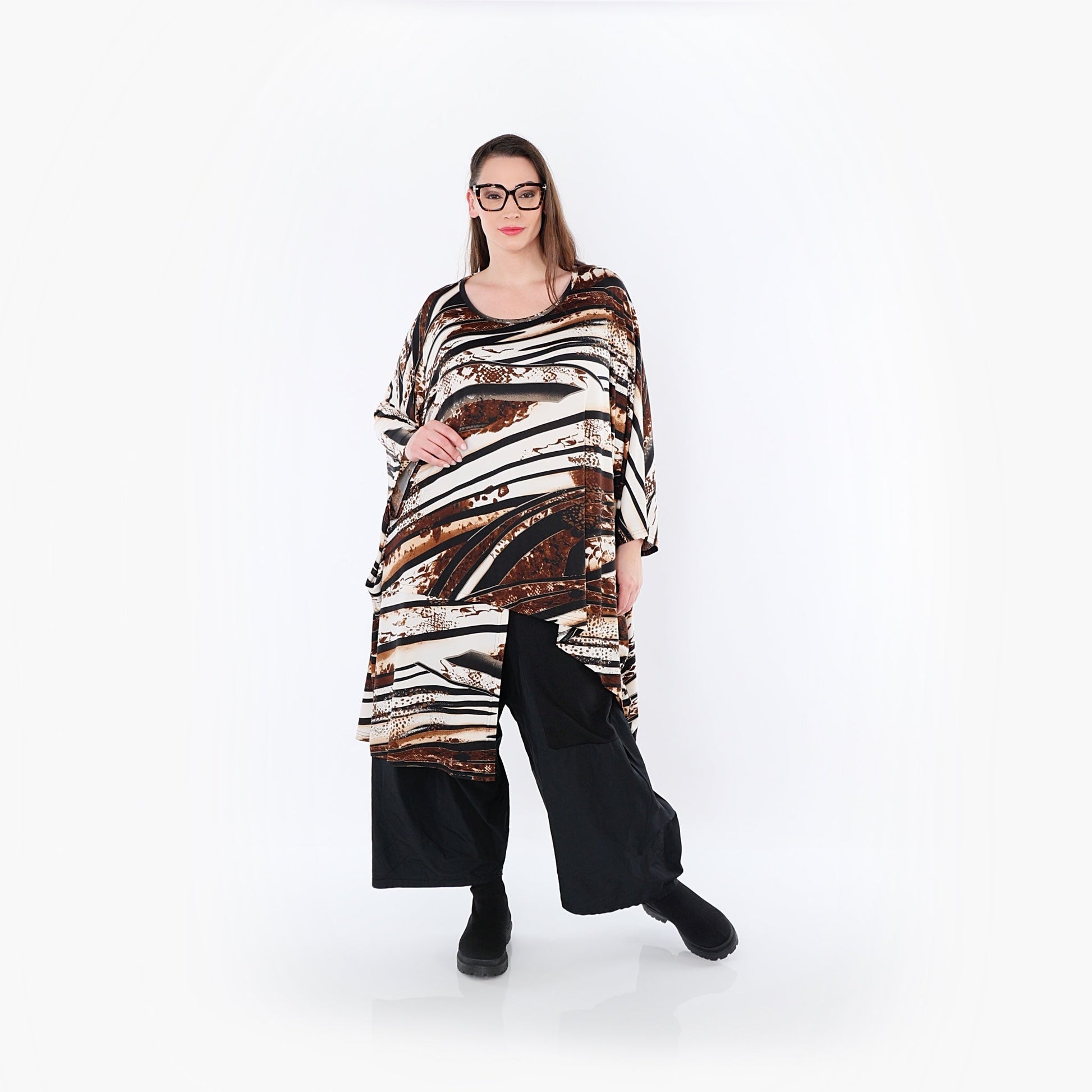 07133 "Delilah" Shirt – Black