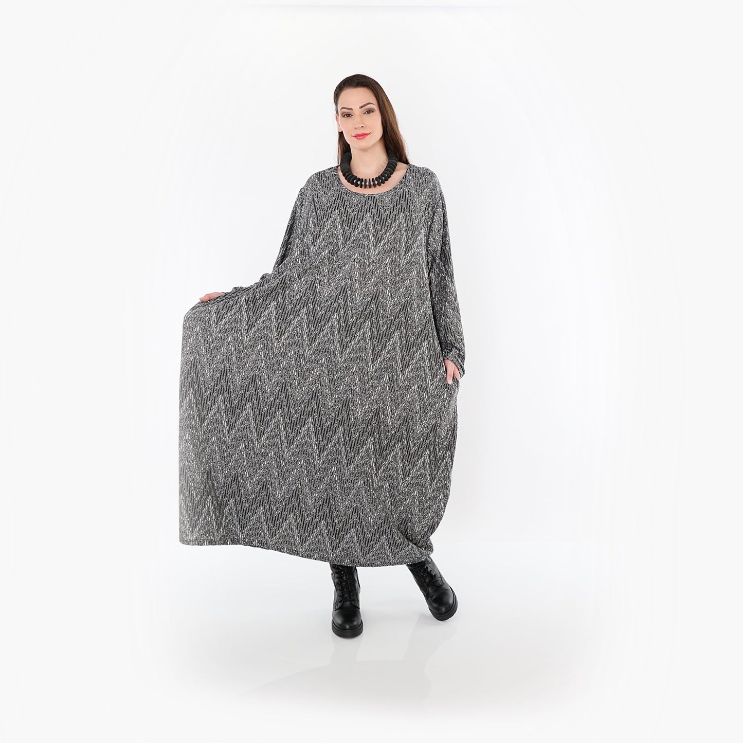 01926 "Salindra" Dress – Grey