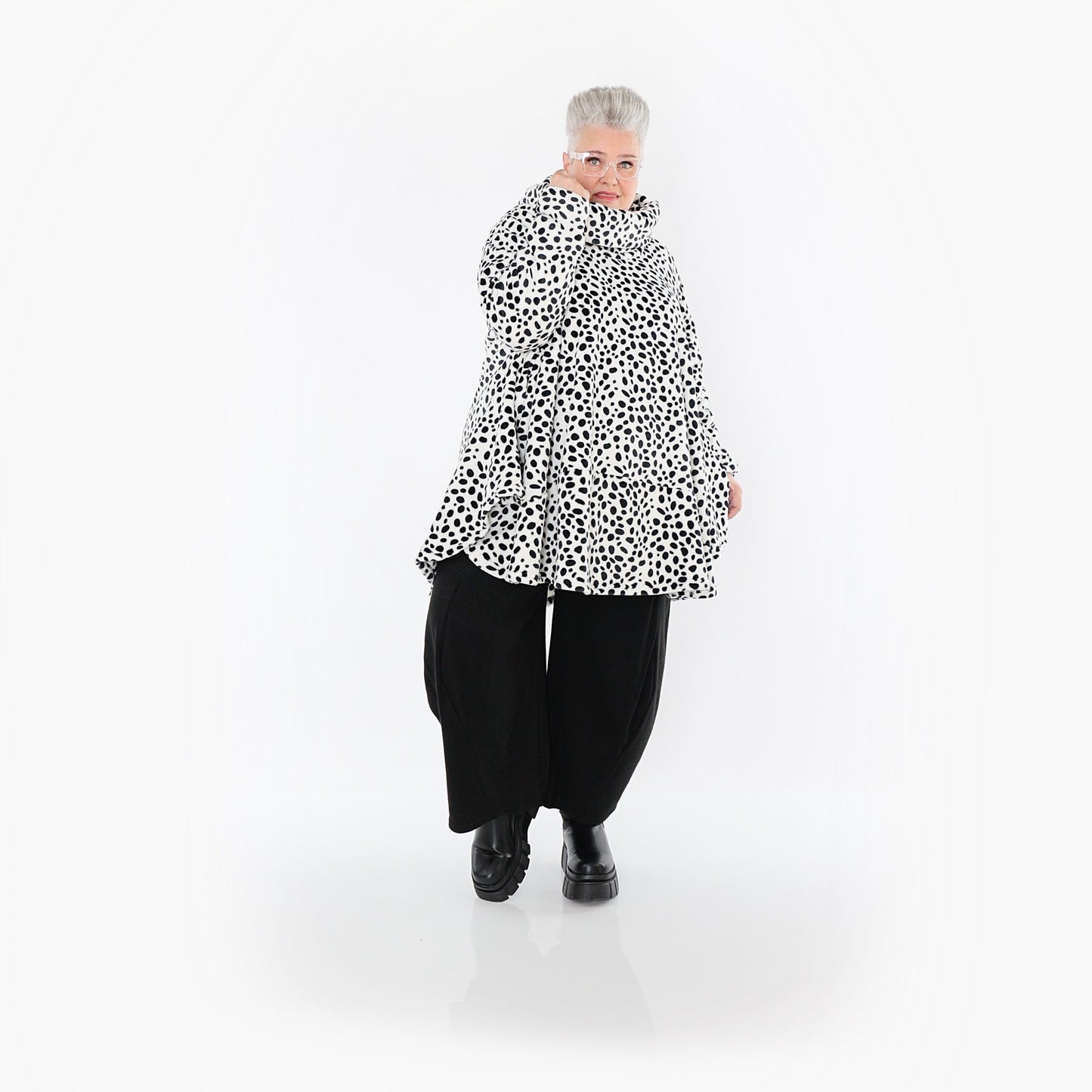 Akh 1527 0592 Shirt White Black 2