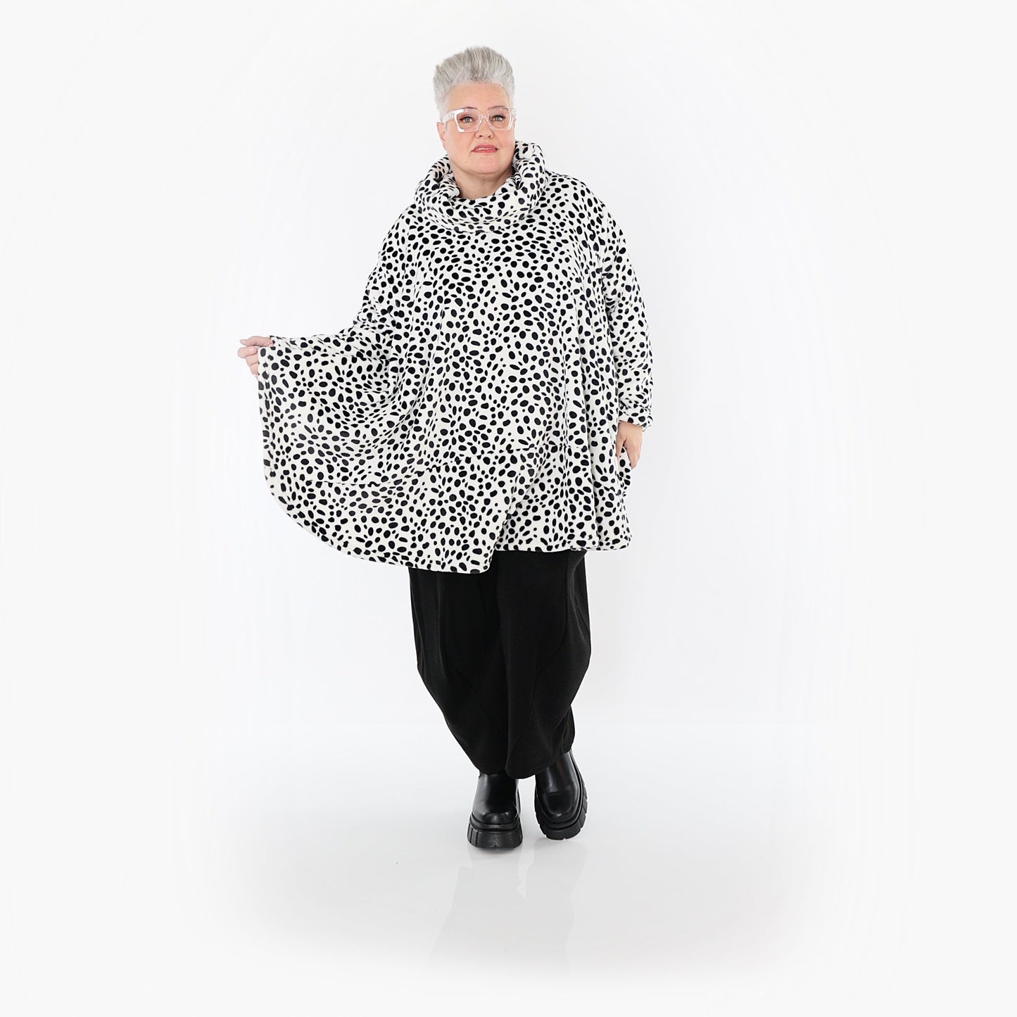 Akh 1527 0592 Shirt White Black 7