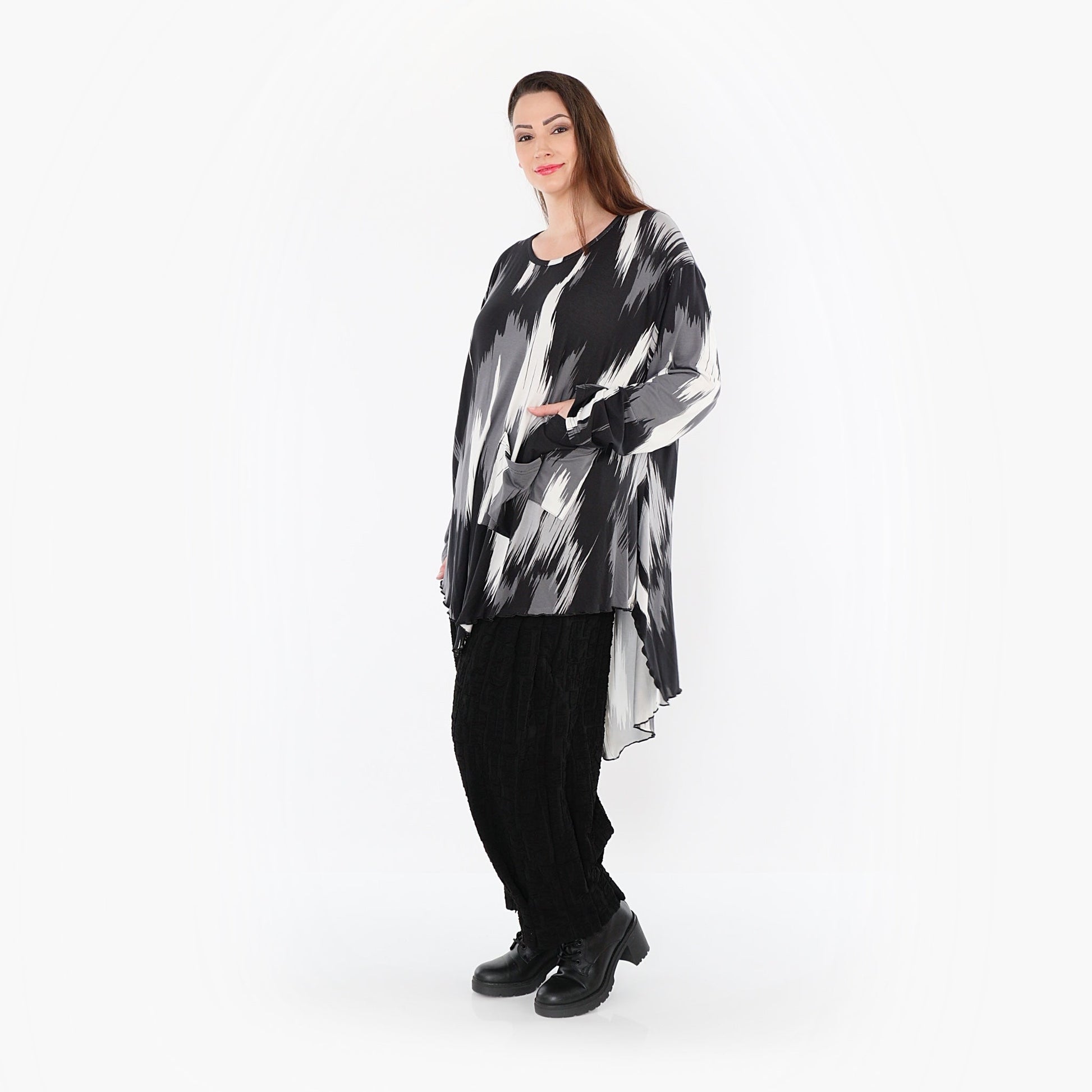 07138 "Hera" Shirt – Black