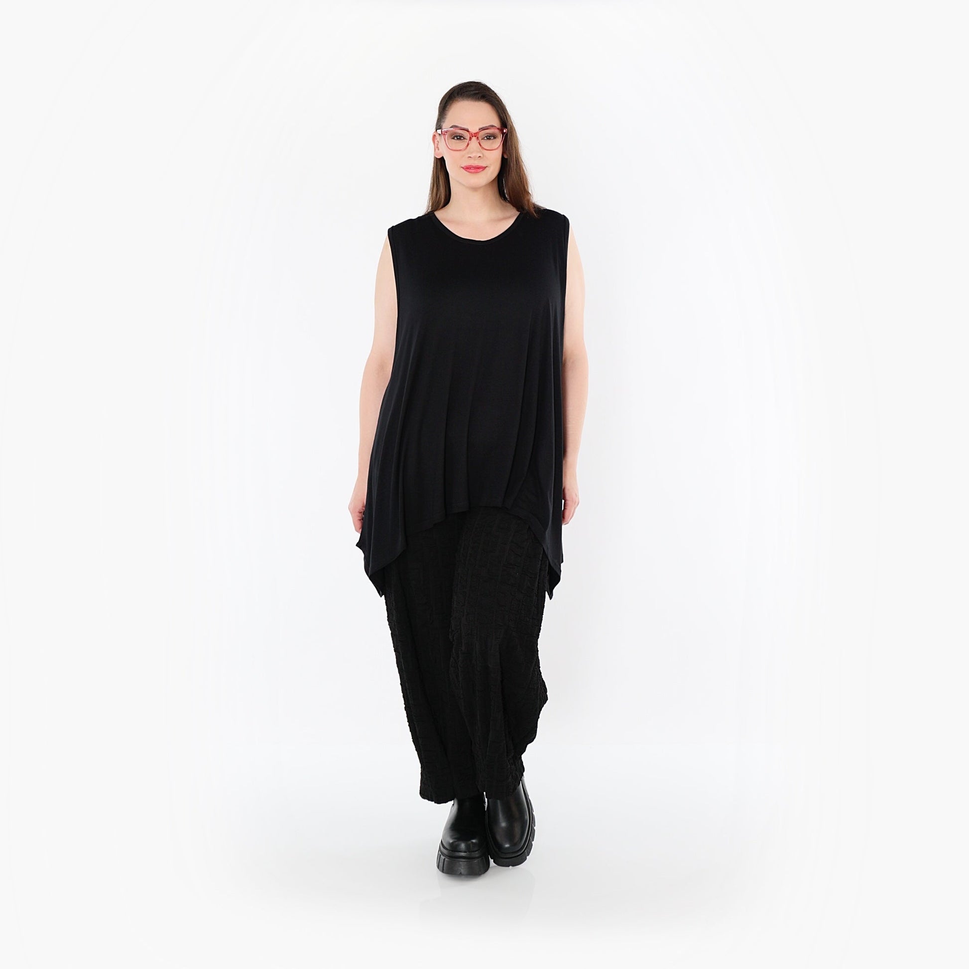 03071 "BasicLove" Top – Black