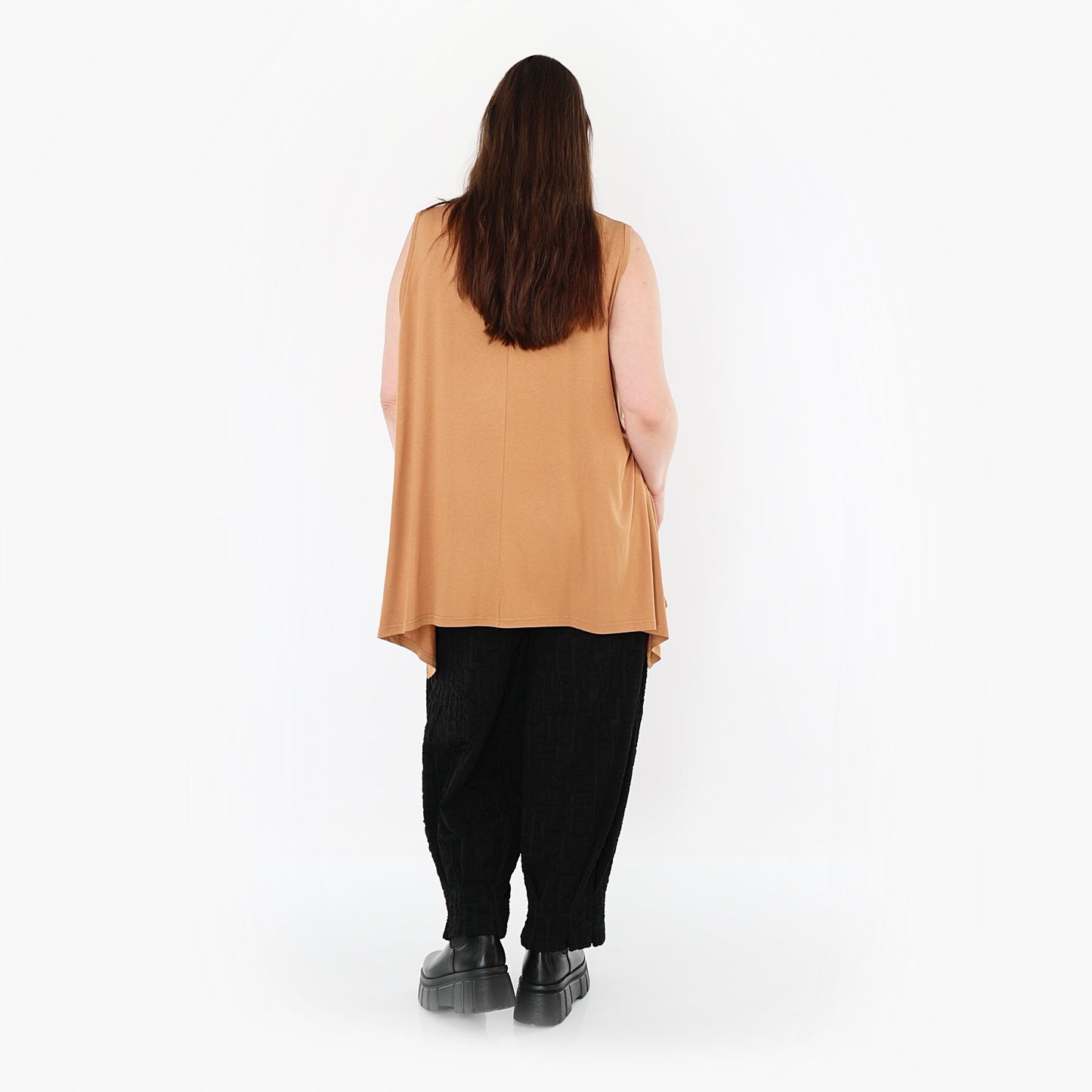 03071 "BasicLove" Top – Cognac