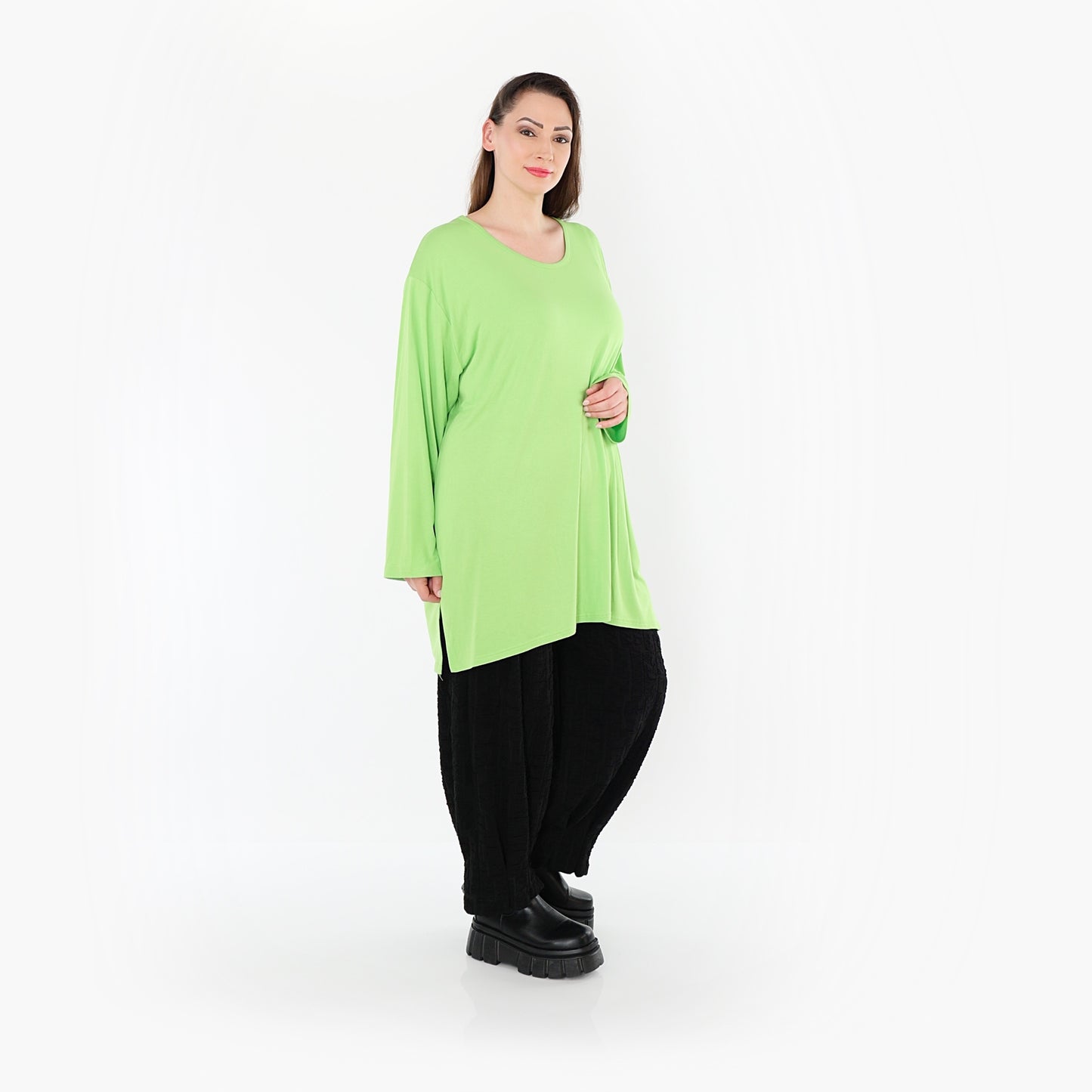 07054 "BasicLove" Tunic – Apple green