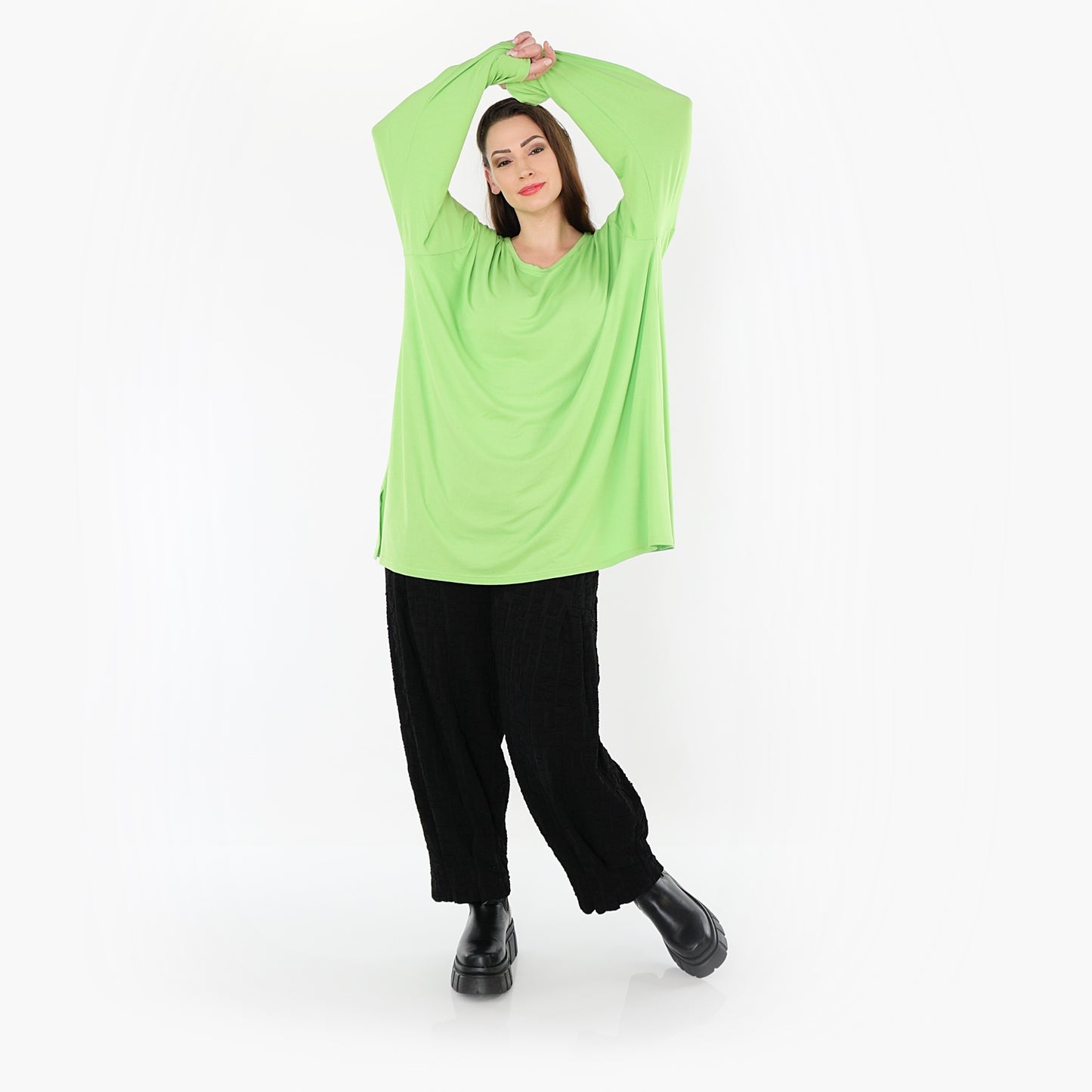 07054 "BasicLove" Tunic – Apple green